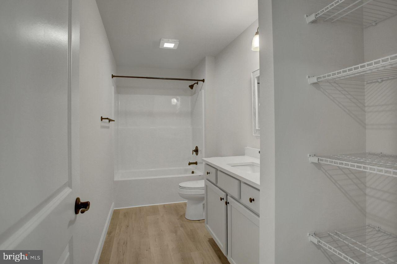 PENN NATIONAL GOLF COURSE COMMUNITY - Residential