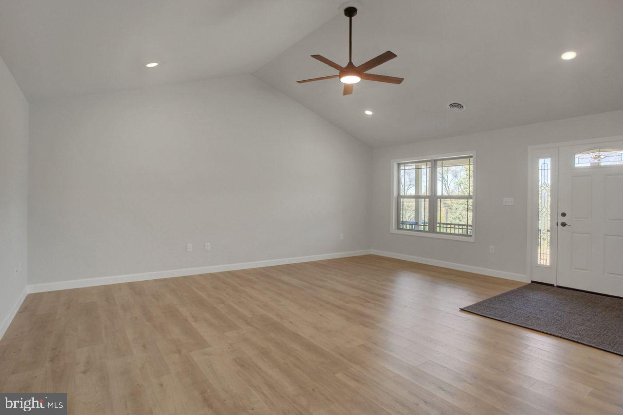 PENN NATIONAL GOLF COURSE COMMUNITY - Residential