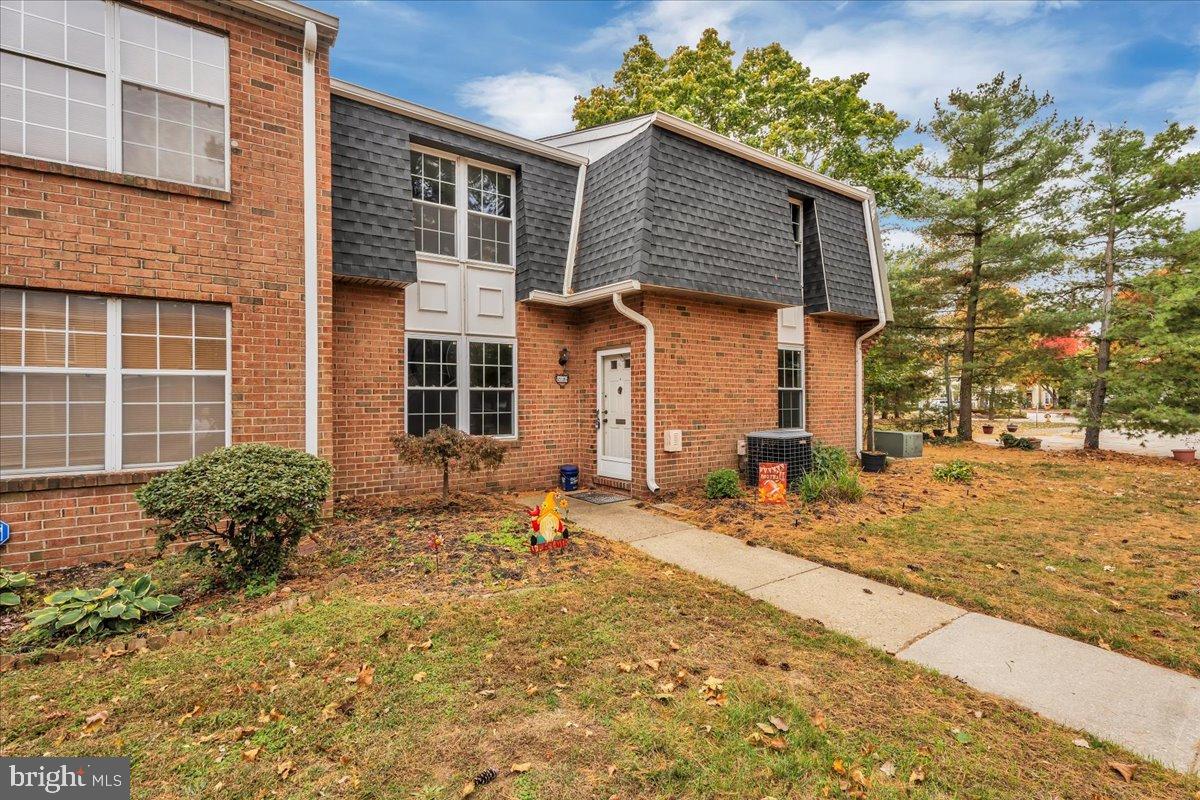 2126 HARBOUR DRIVE 2126