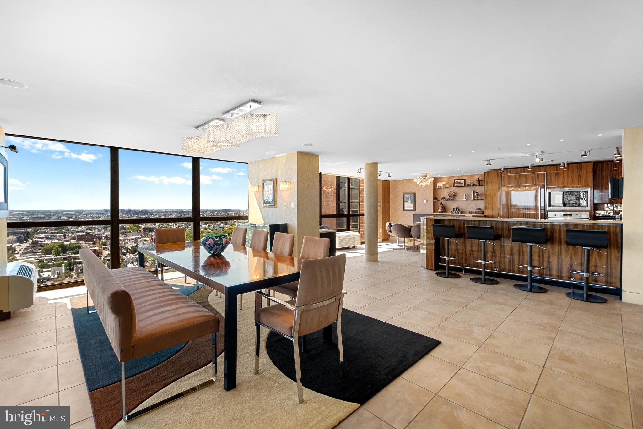 WASHINGTON SQ - Residential