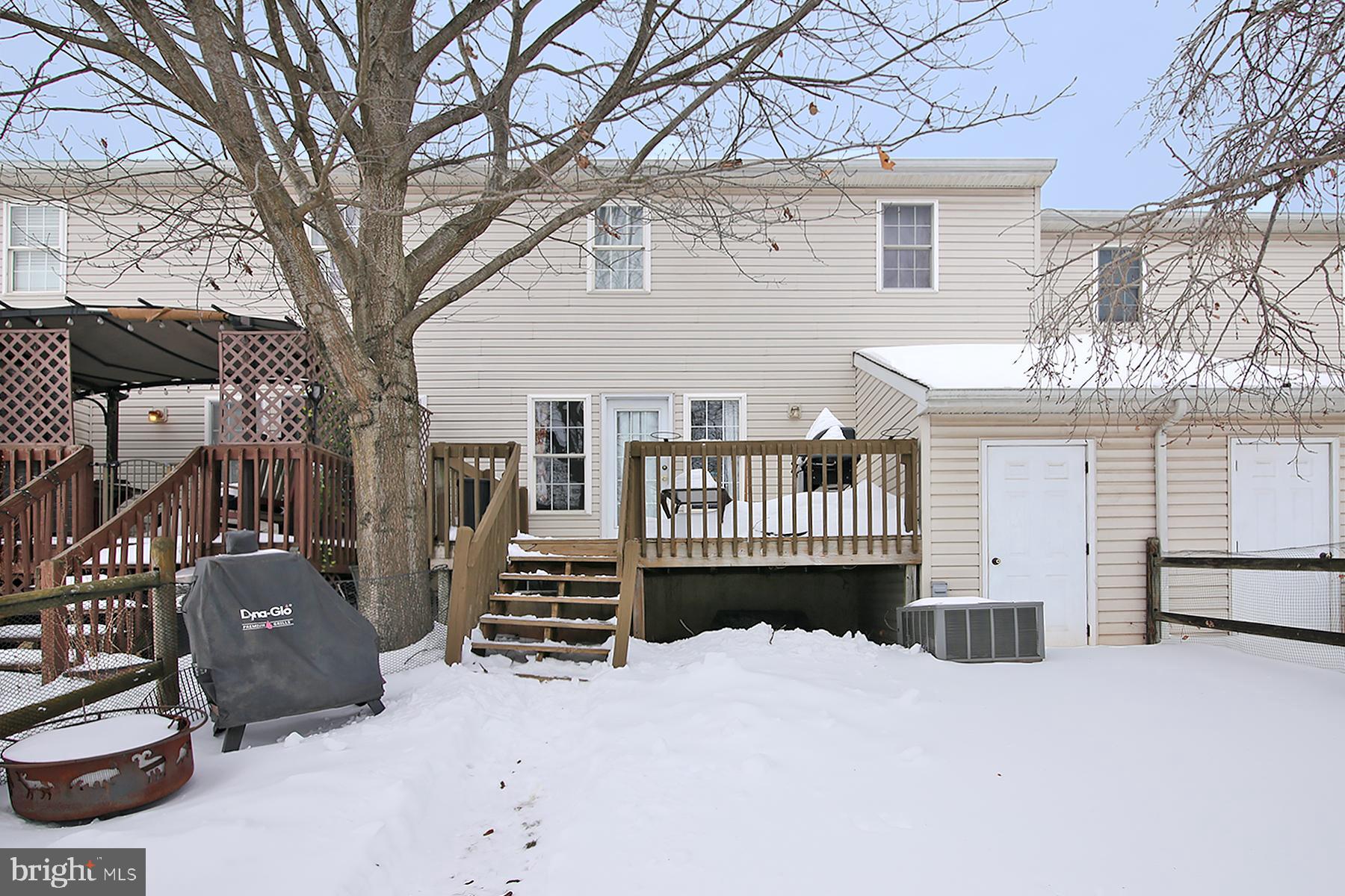 LIGHTHOUSE HARBOR - Residential