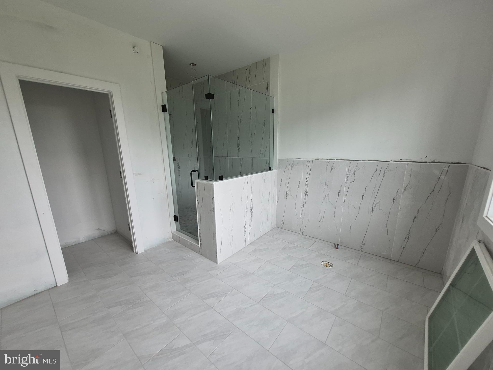TANGLEWOOD - Residential