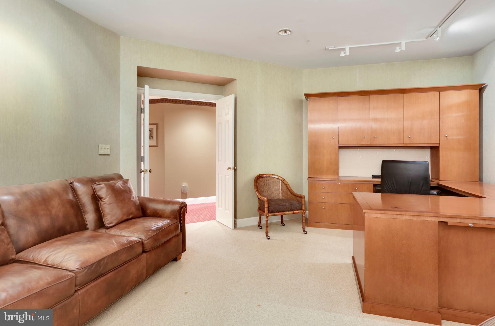 AVENEL - Residential