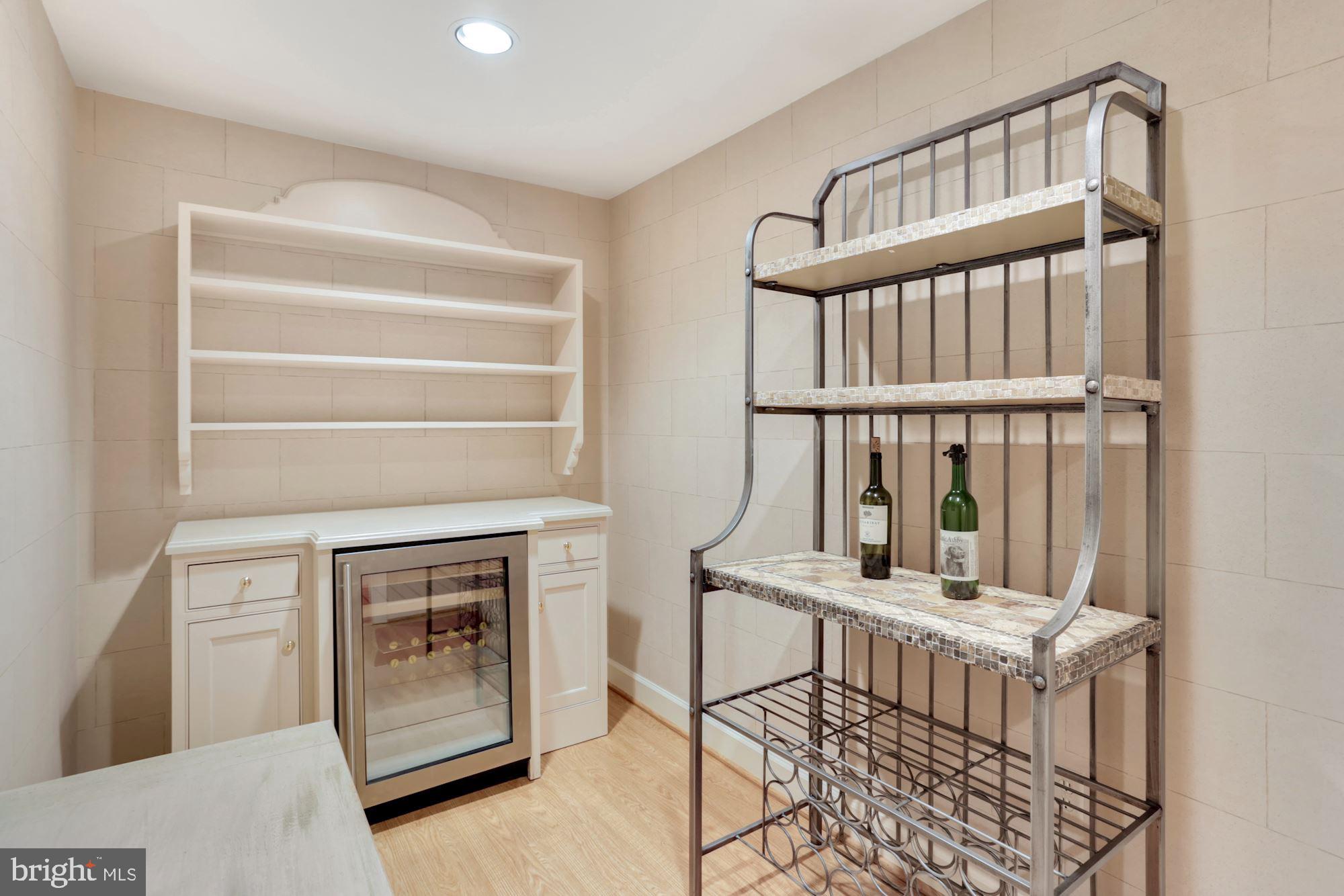 AVENEL - Residential