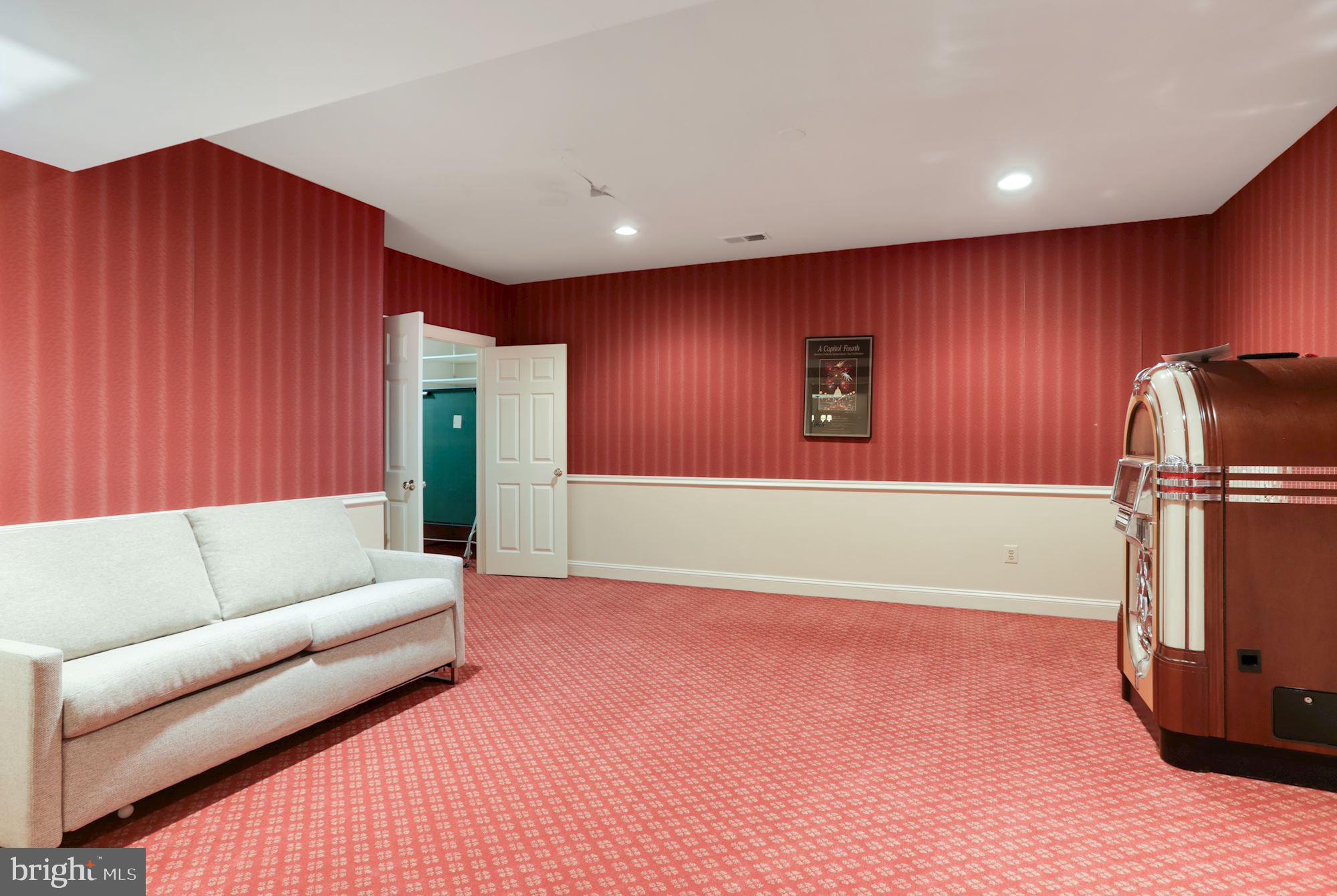 AVENEL - Residential