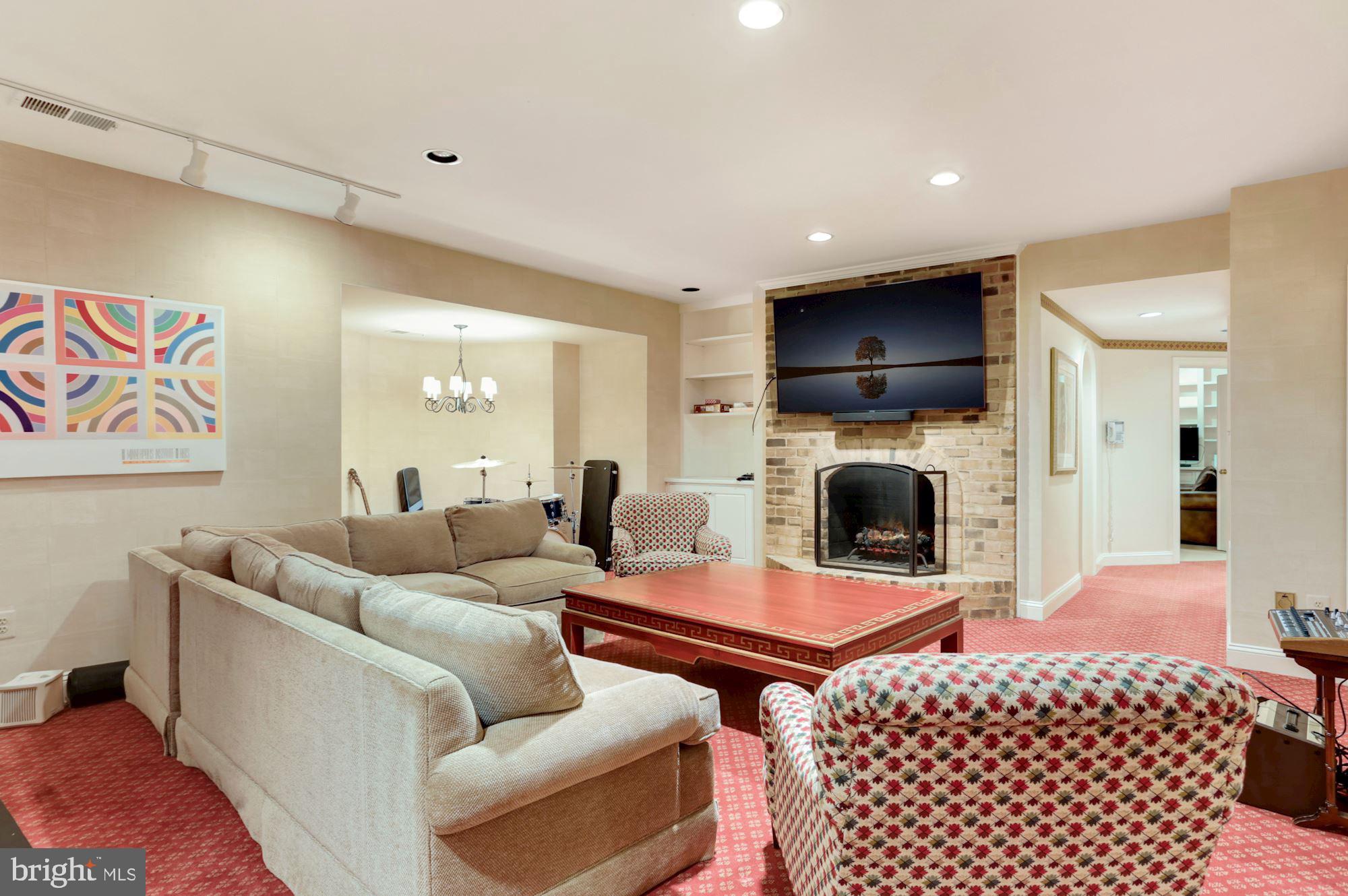 AVENEL - Residential