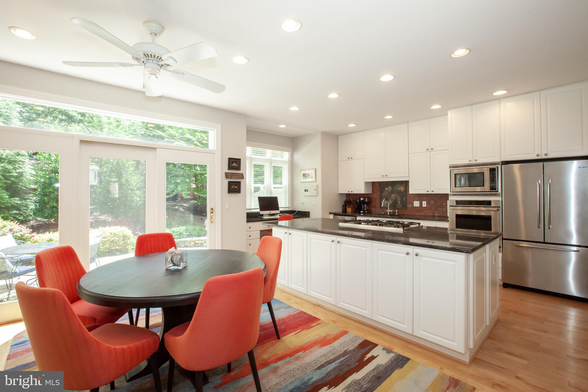 HILLCREST - Residential