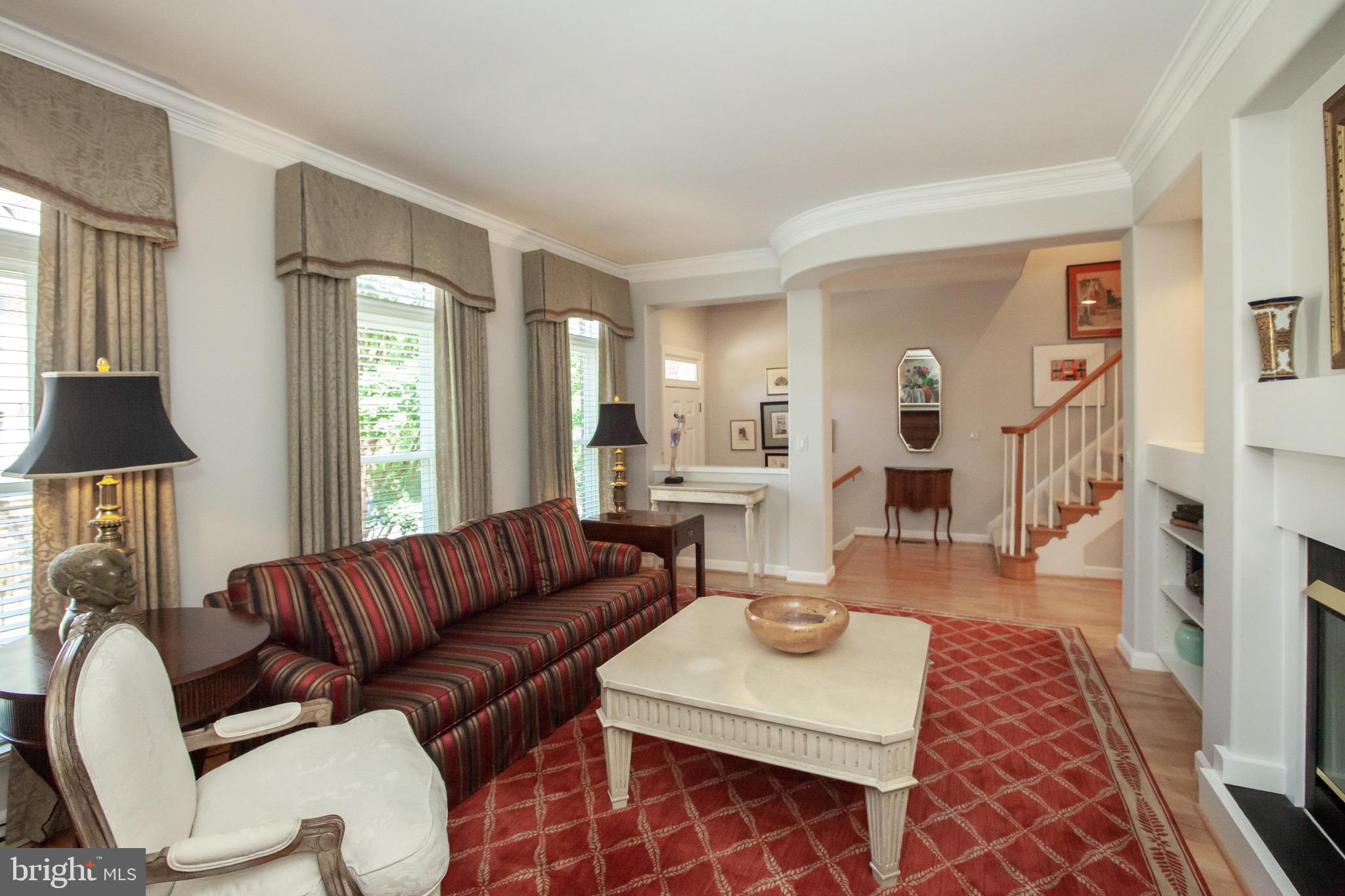 HILLCREST - Residential