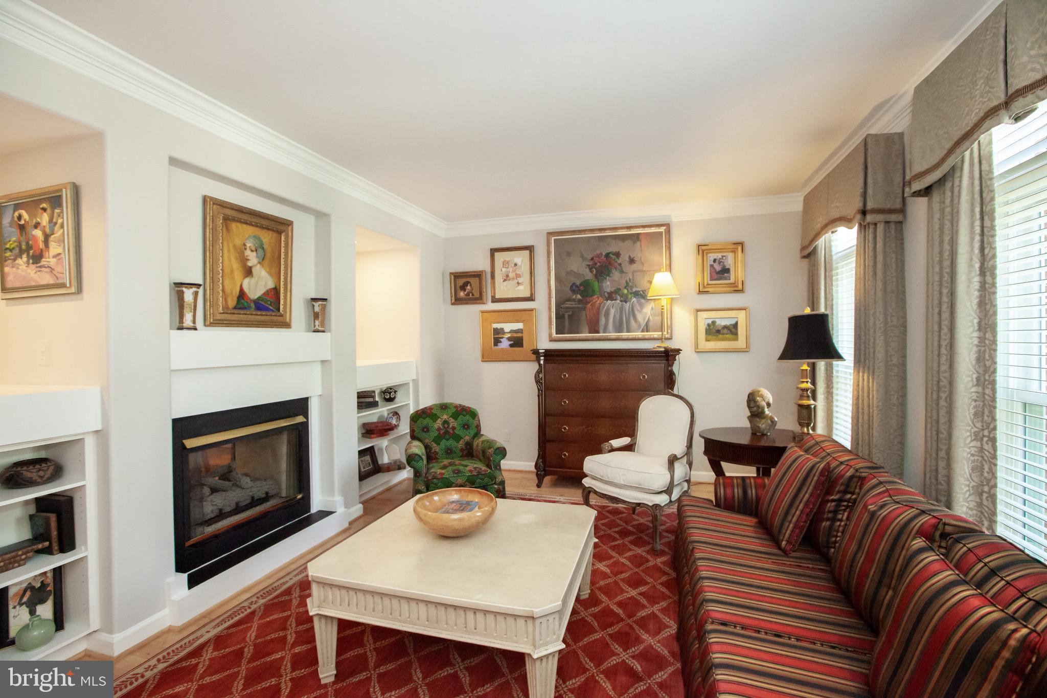 HILLCREST - Residential