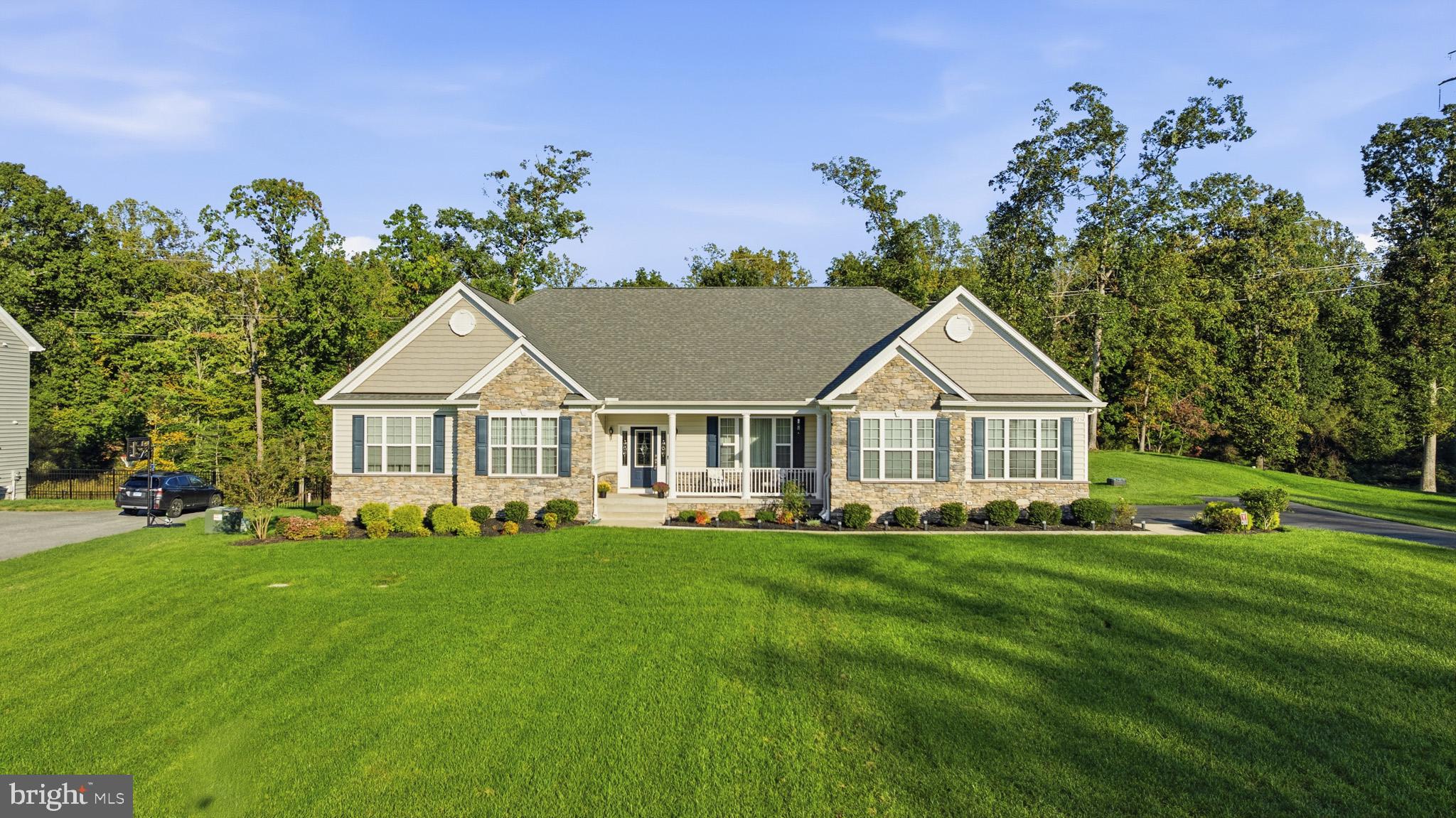 2034 SAINT PAULS COURT