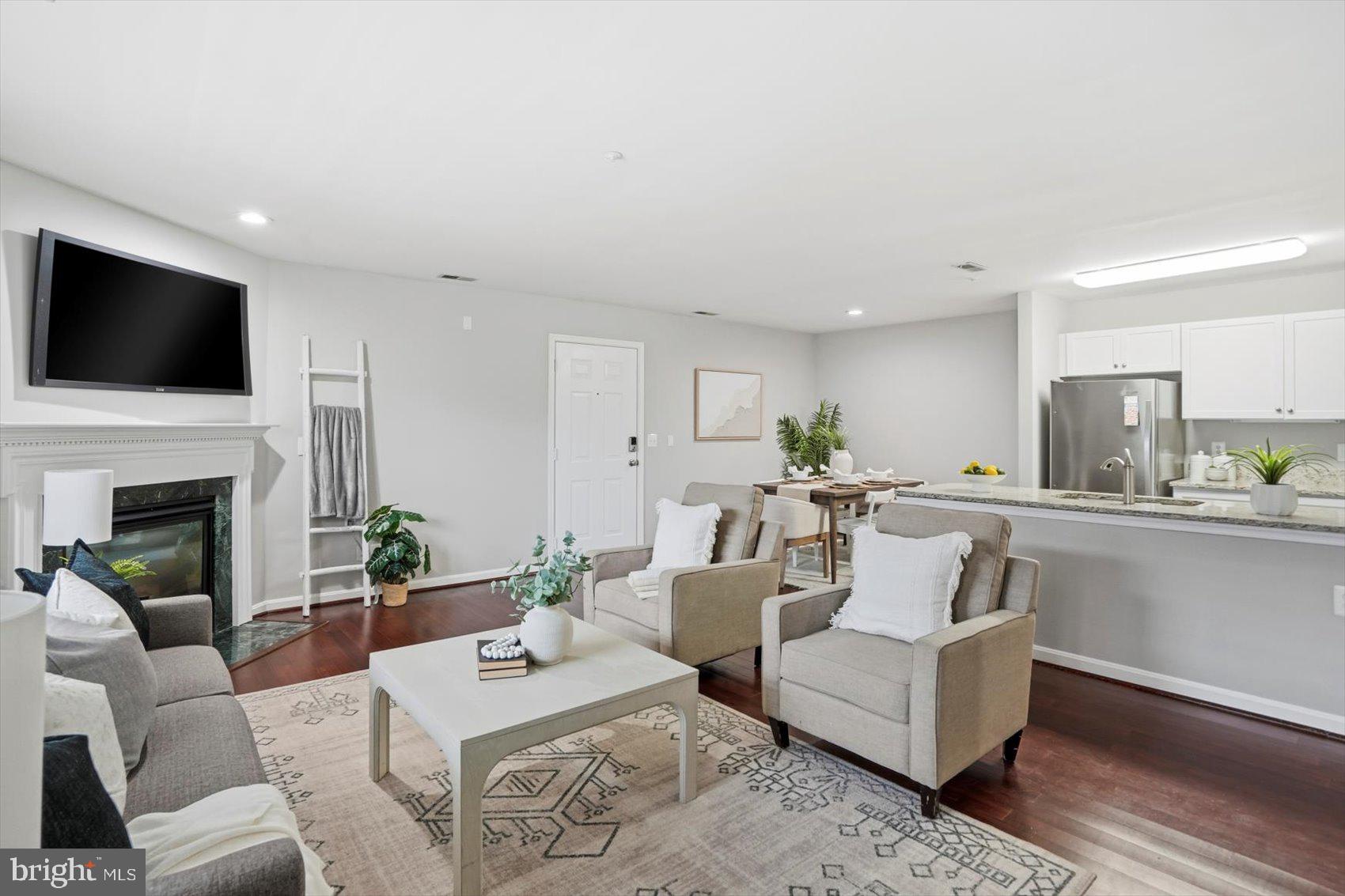 MAYS CHAPEL - Residential