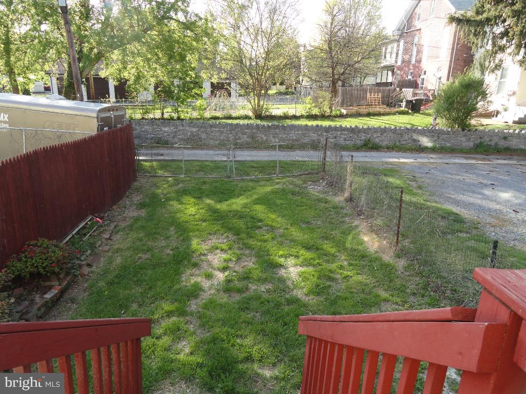 537 N LOCUST STREET N