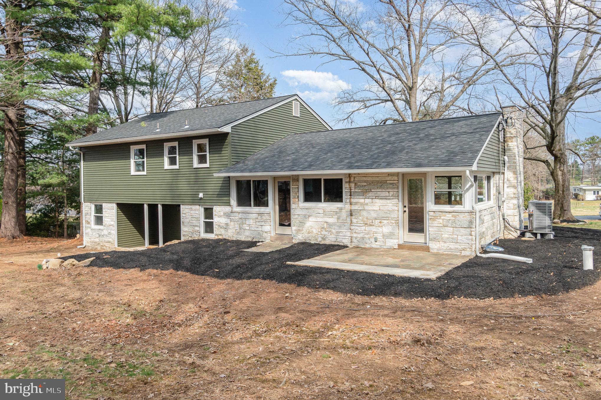 HUNTERS POINT - Residential