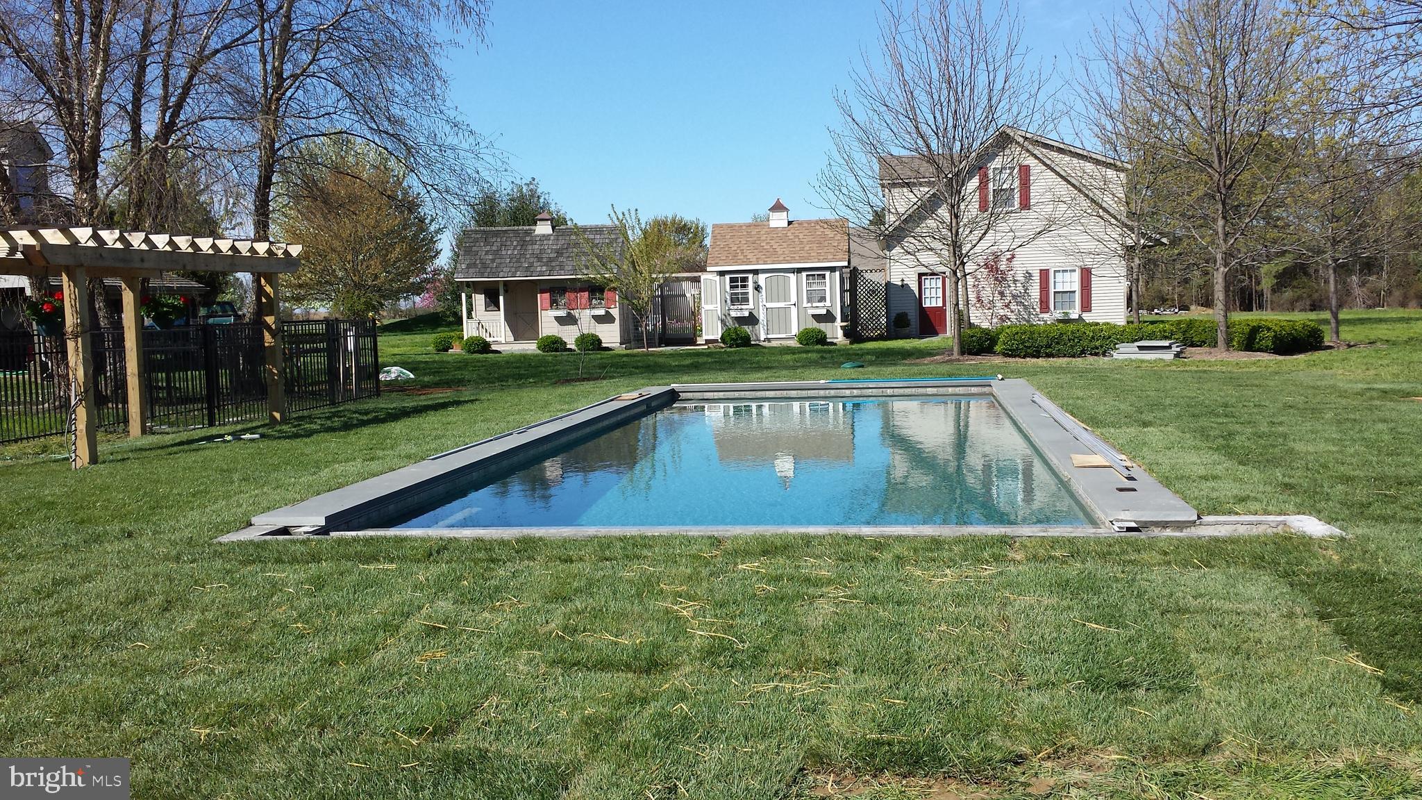 LITTLE NECK FARM - Residential