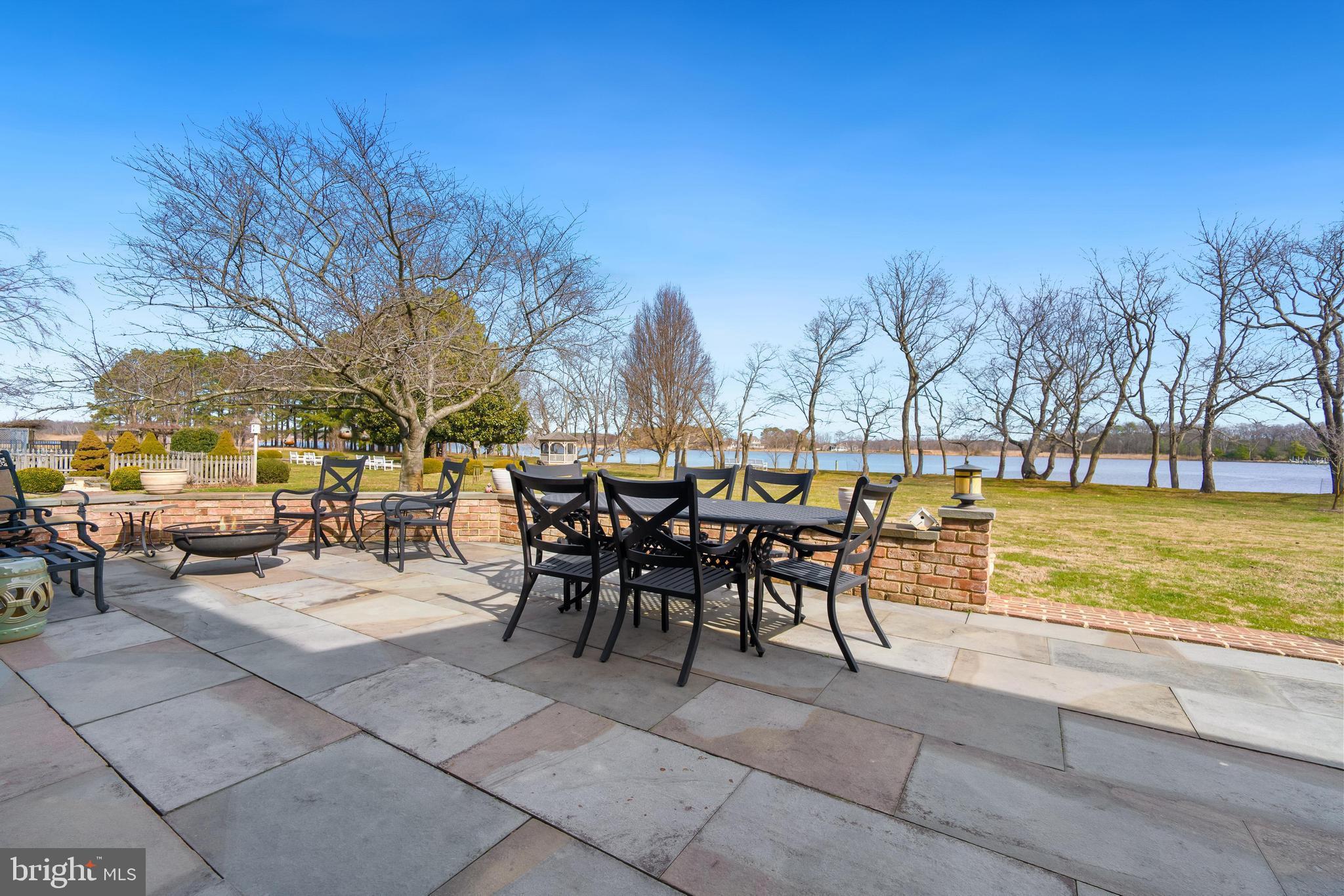 LITTLE NECK FARM - Residential