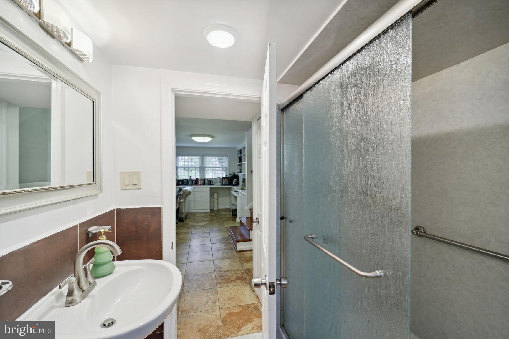 HILLANDALE FOREST - Residential