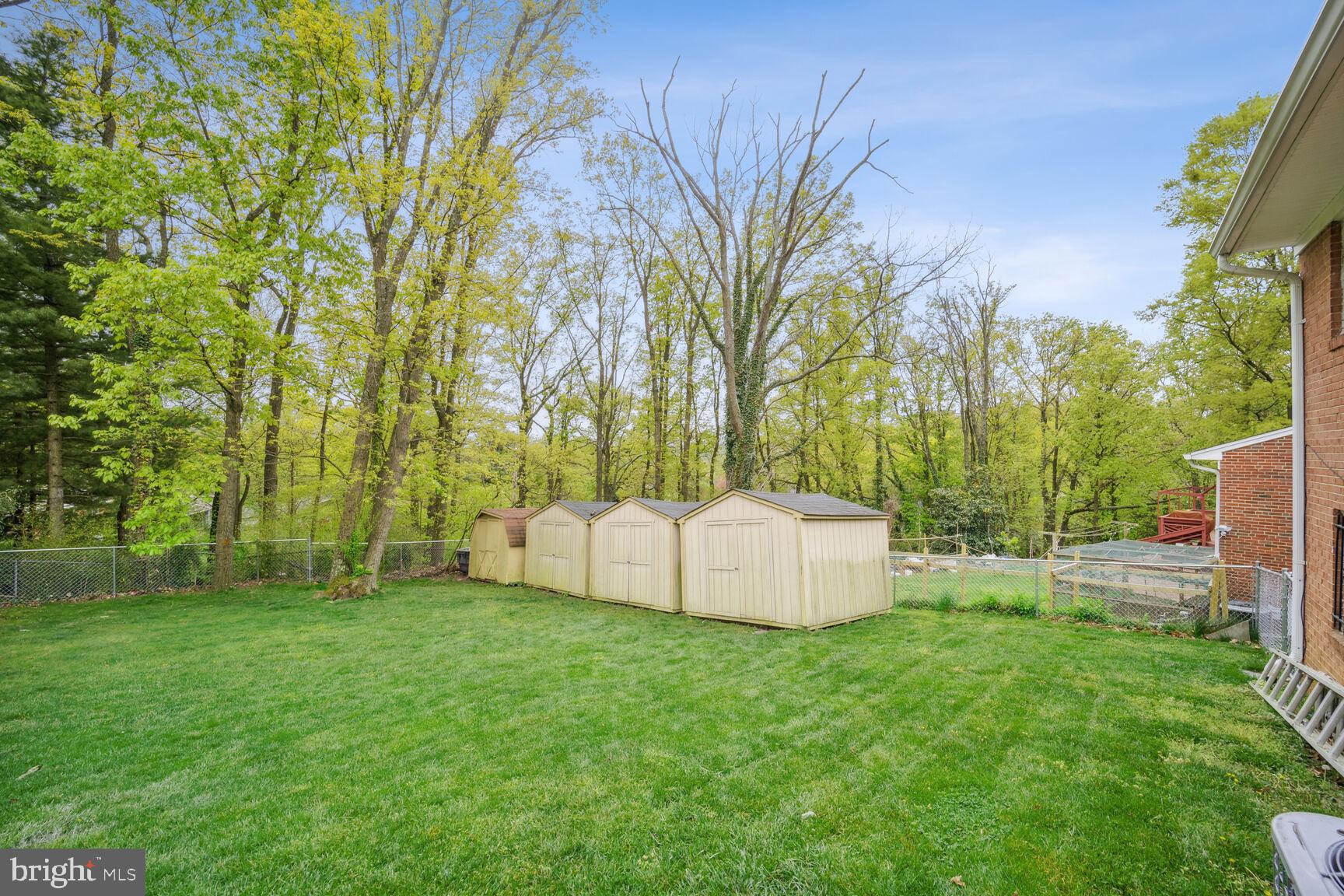 HILLANDALE FOREST - Residential