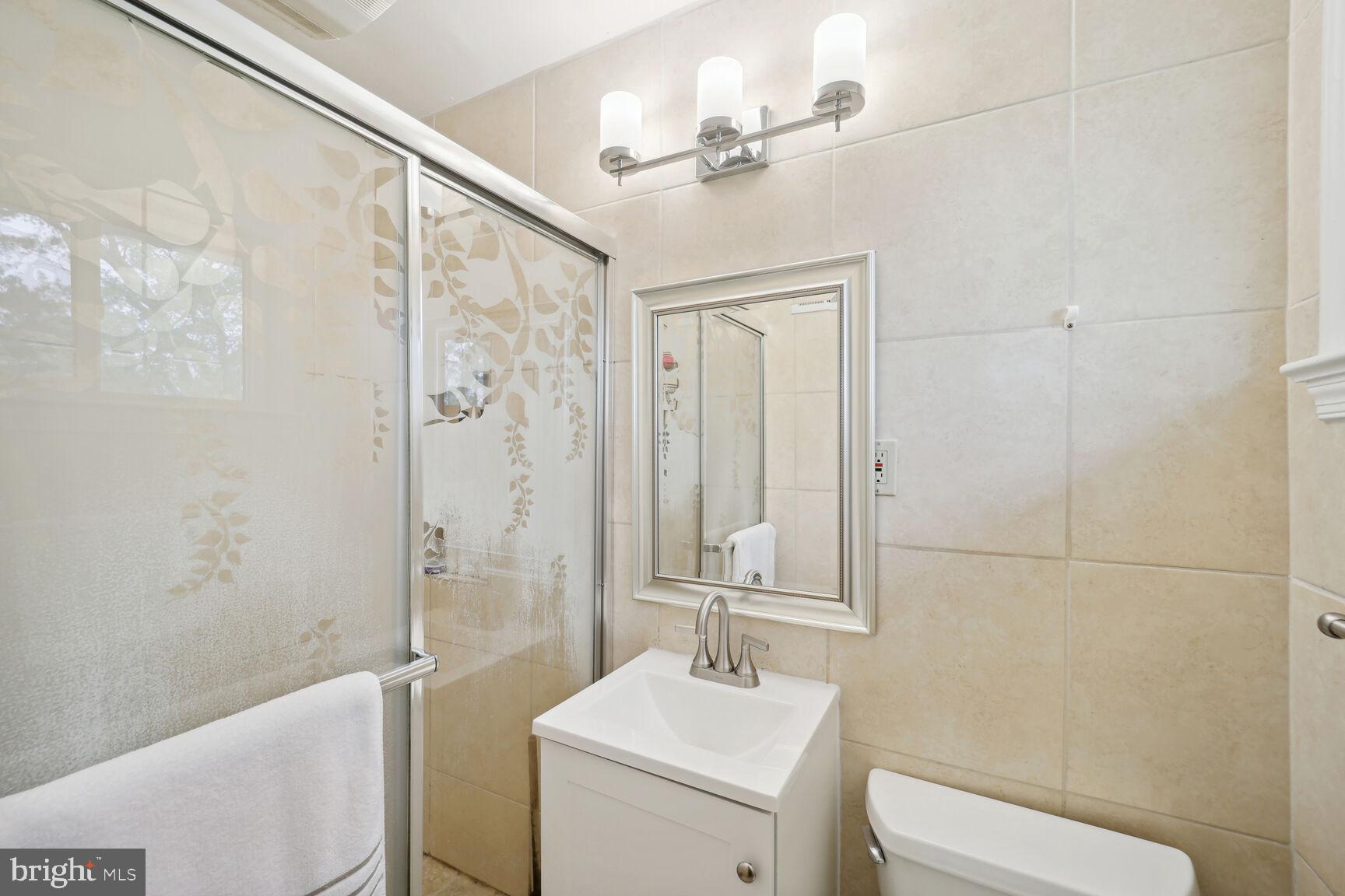 HILLANDALE FOREST - Residential