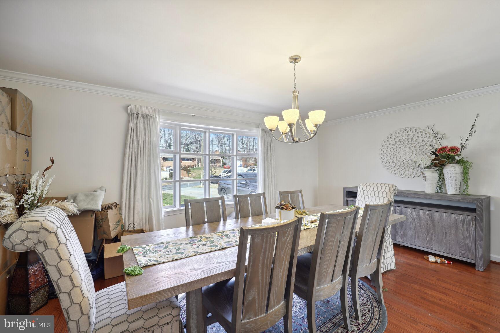 HILLANDALE FOREST - Residential