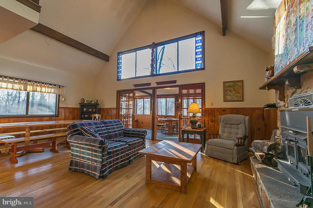 THUNDERBIRD HILLS - Residential