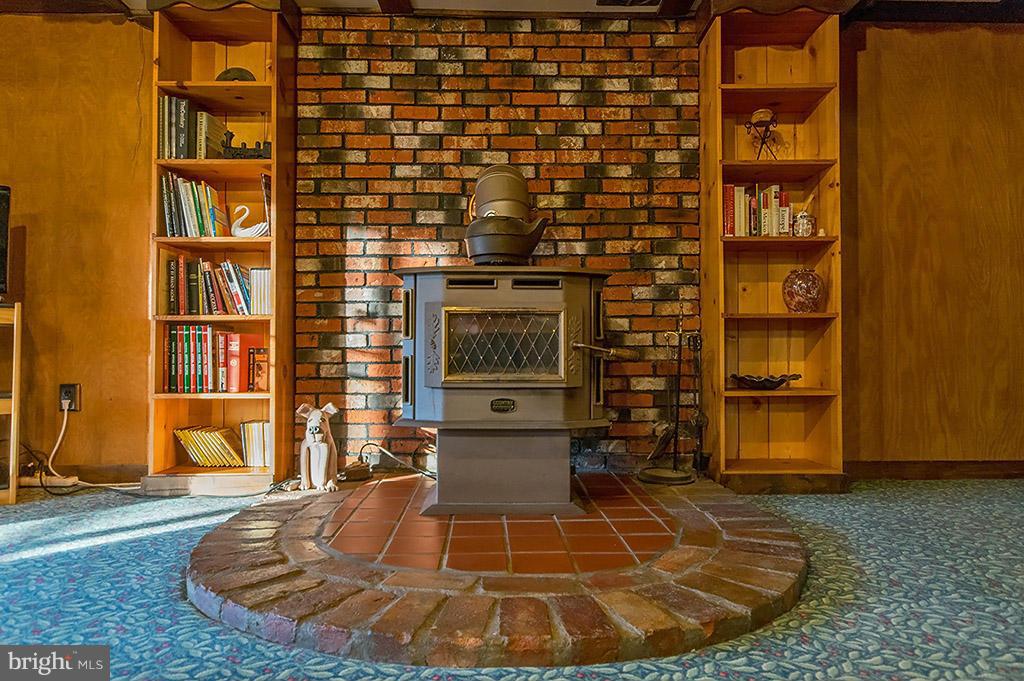 THUNDERBIRD HILLS - Residential