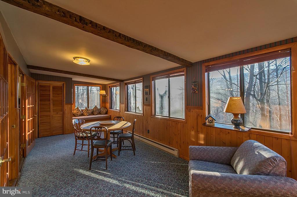 THUNDERBIRD HILLS - Residential