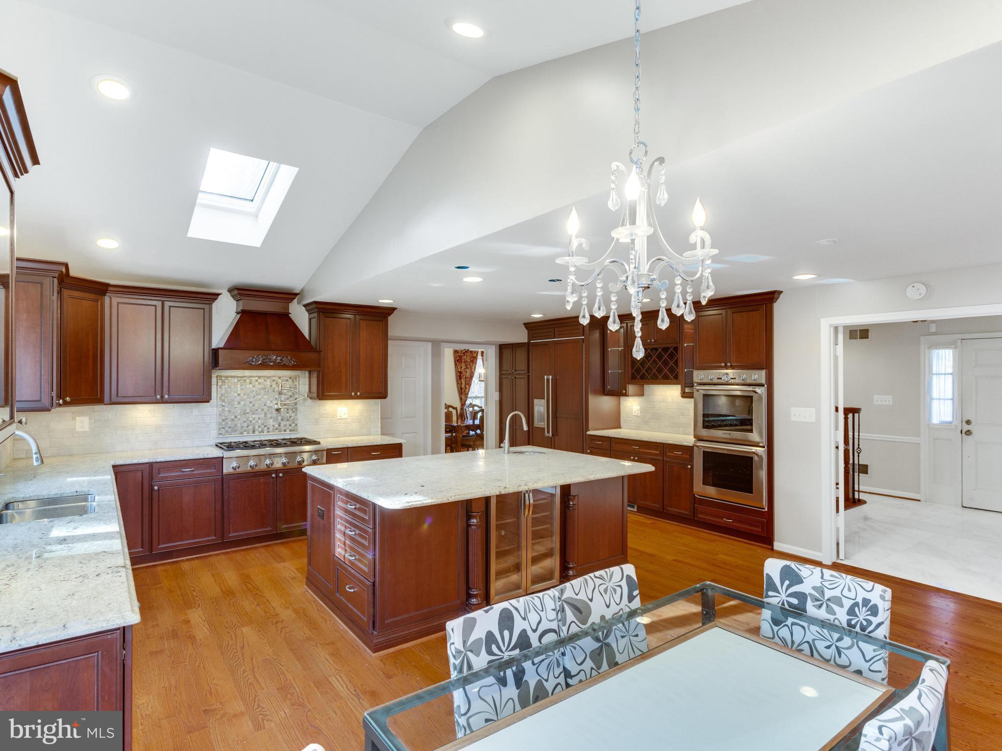 TIMBERLY SOUTH - Residential Lease