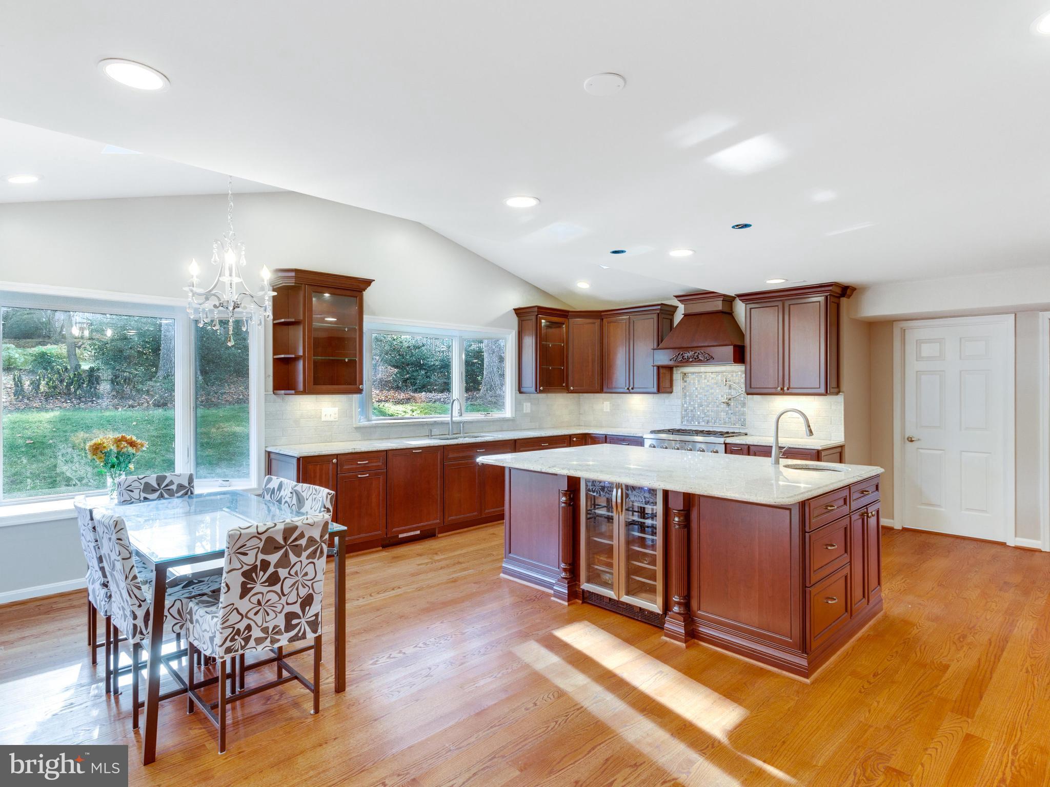 TIMBERLY SOUTH - Residential Lease