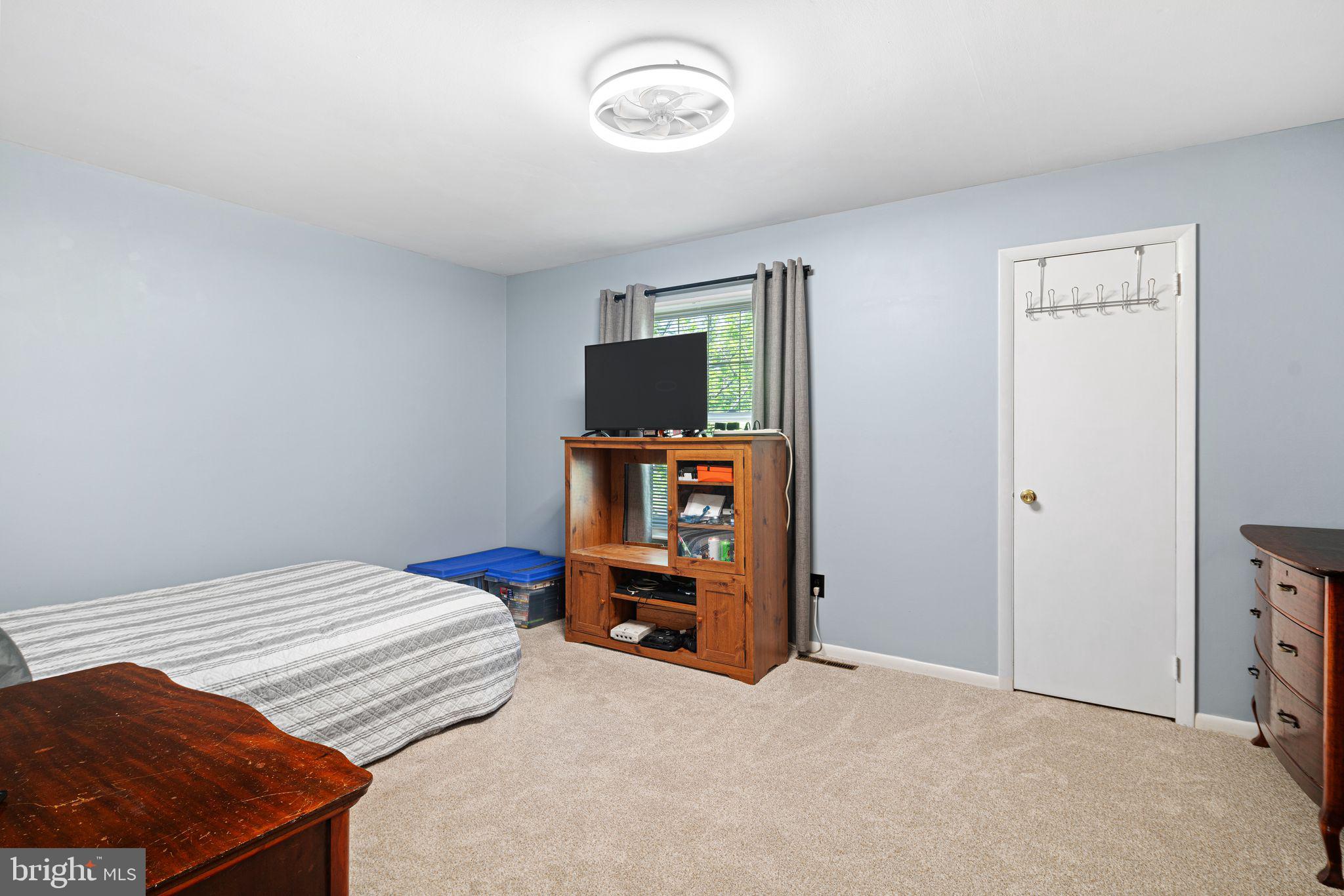 PEBBLE CREEK - Residential