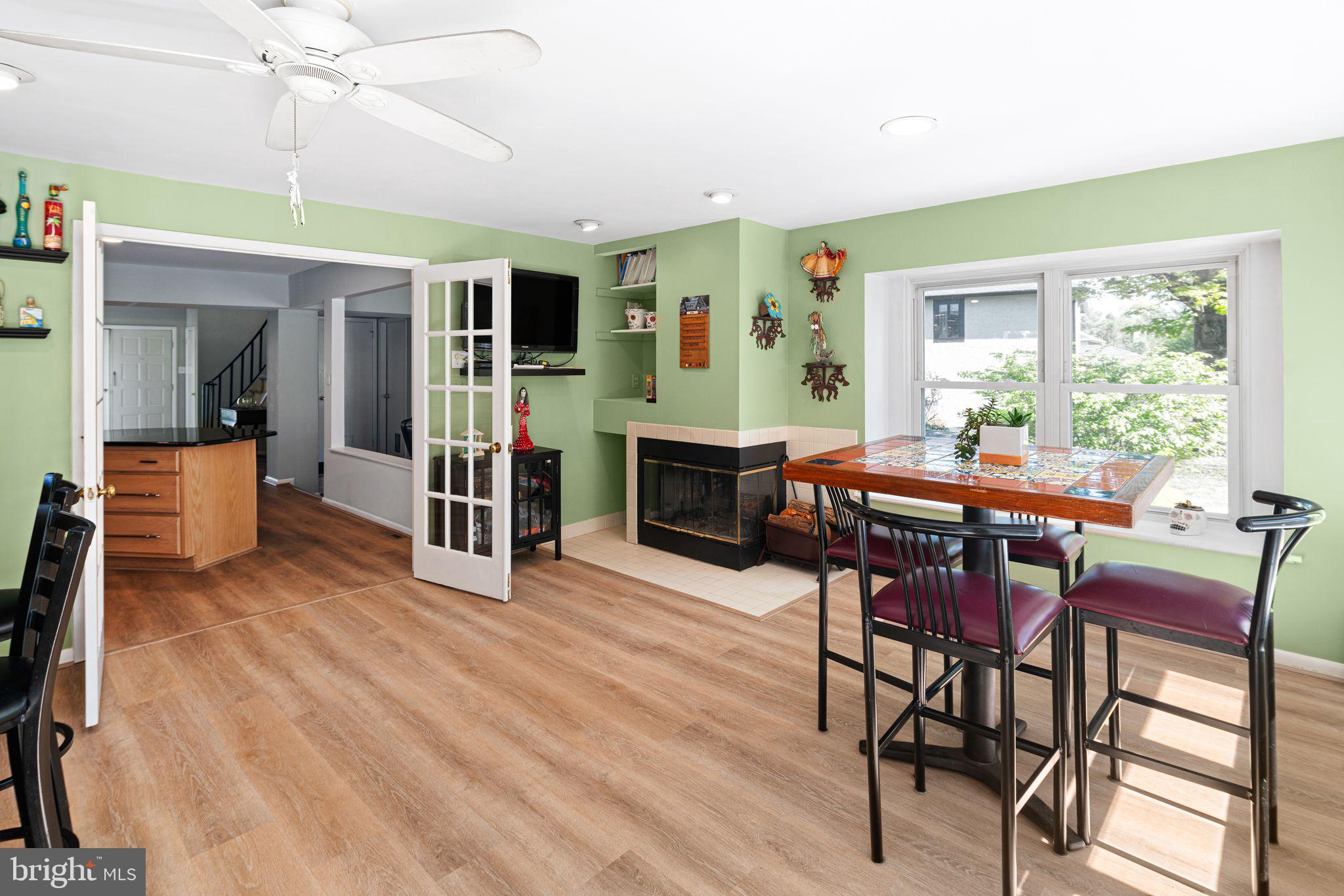 PEBBLE CREEK - Residential