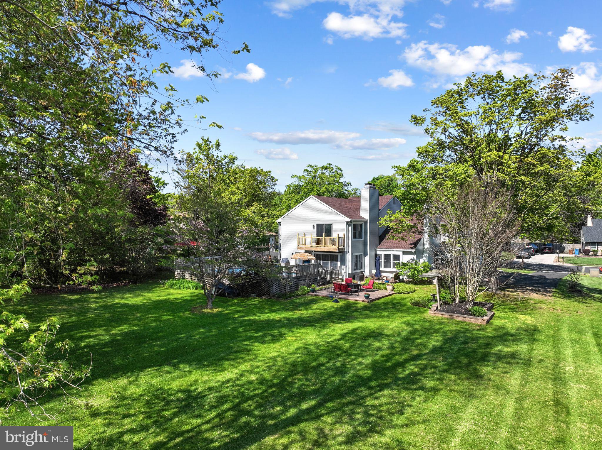 PEBBLE CREEK - Residential