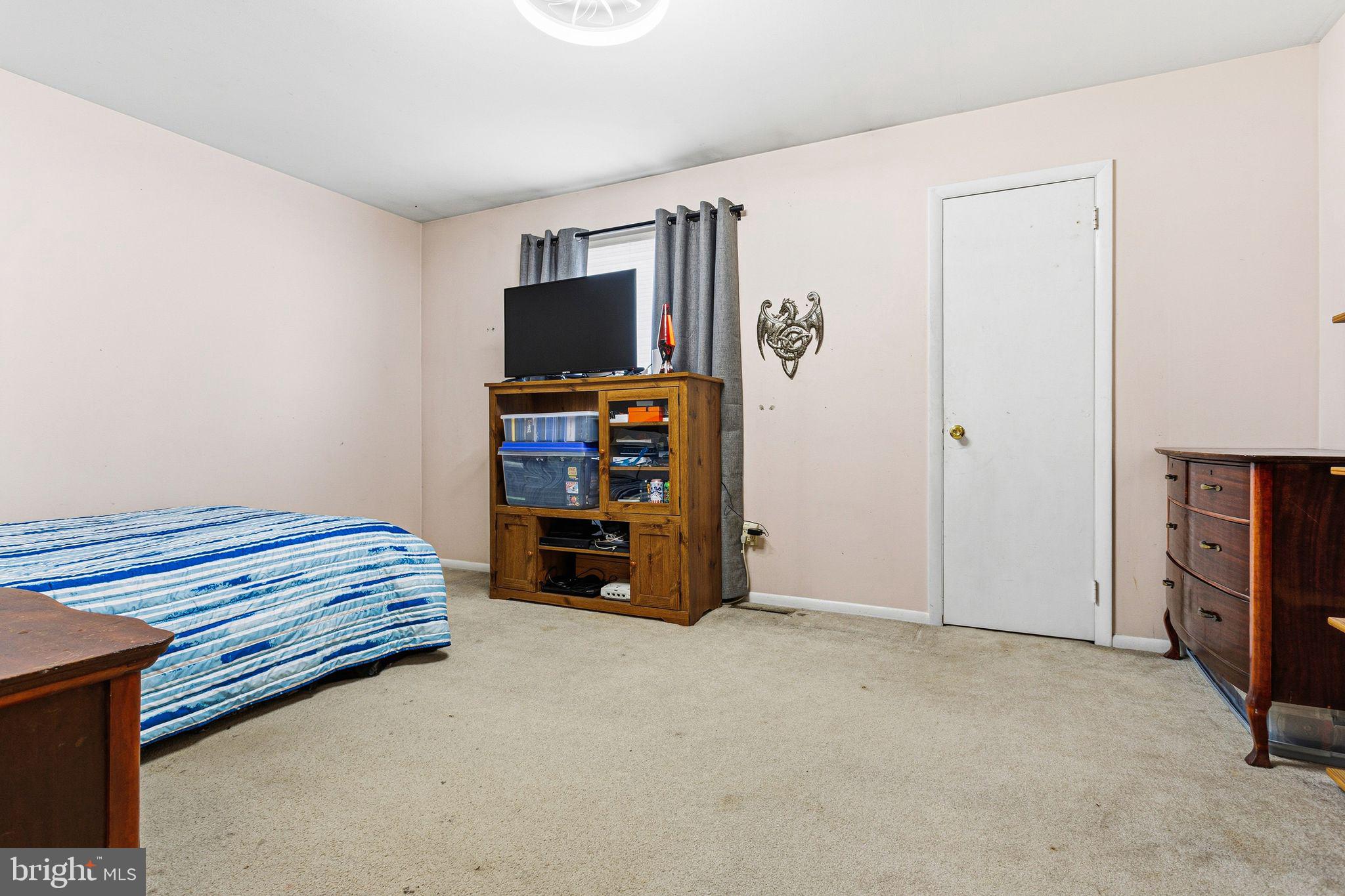 PEBBLE CREEK - Residential