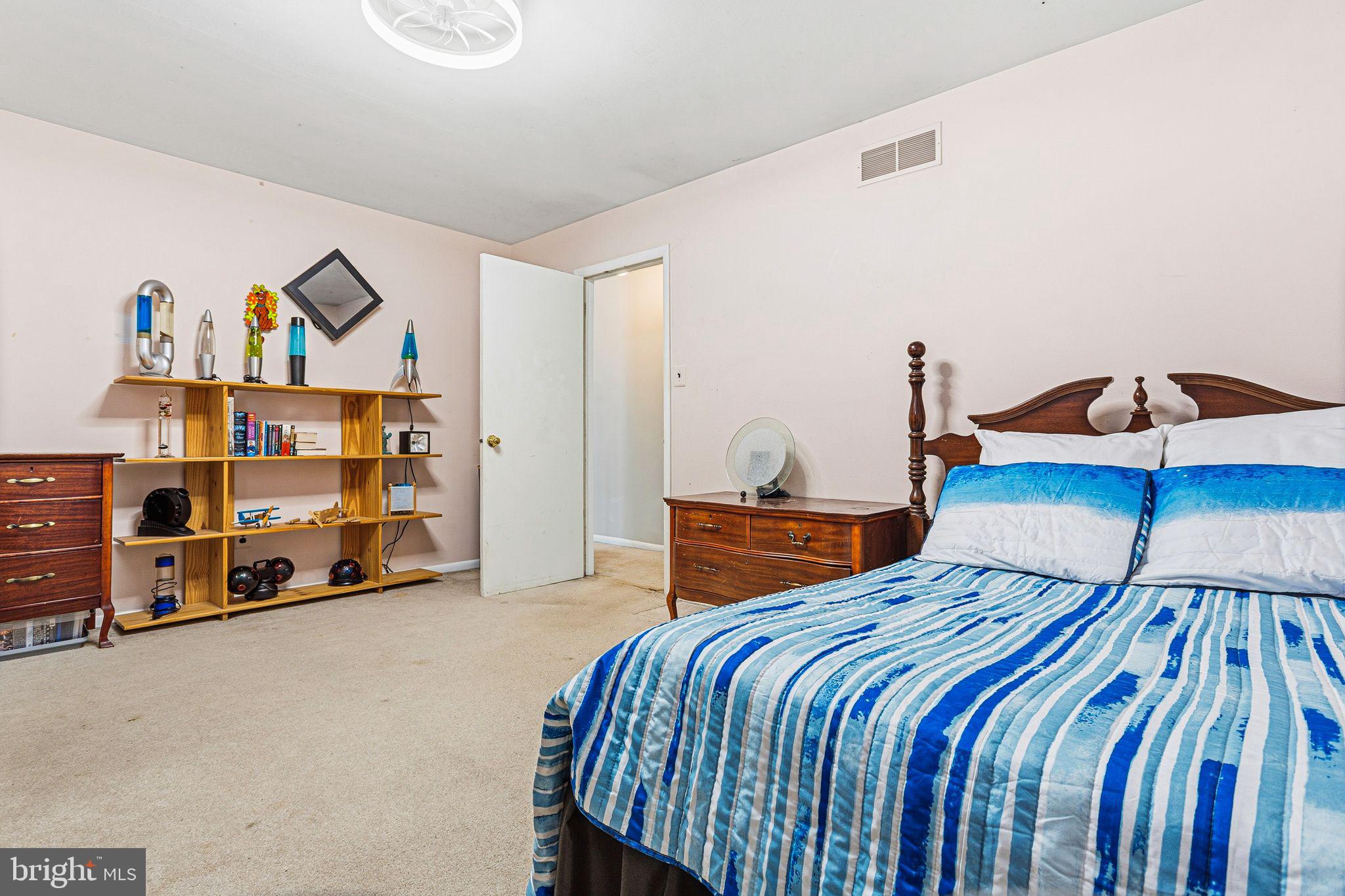 PEBBLE CREEK - Residential