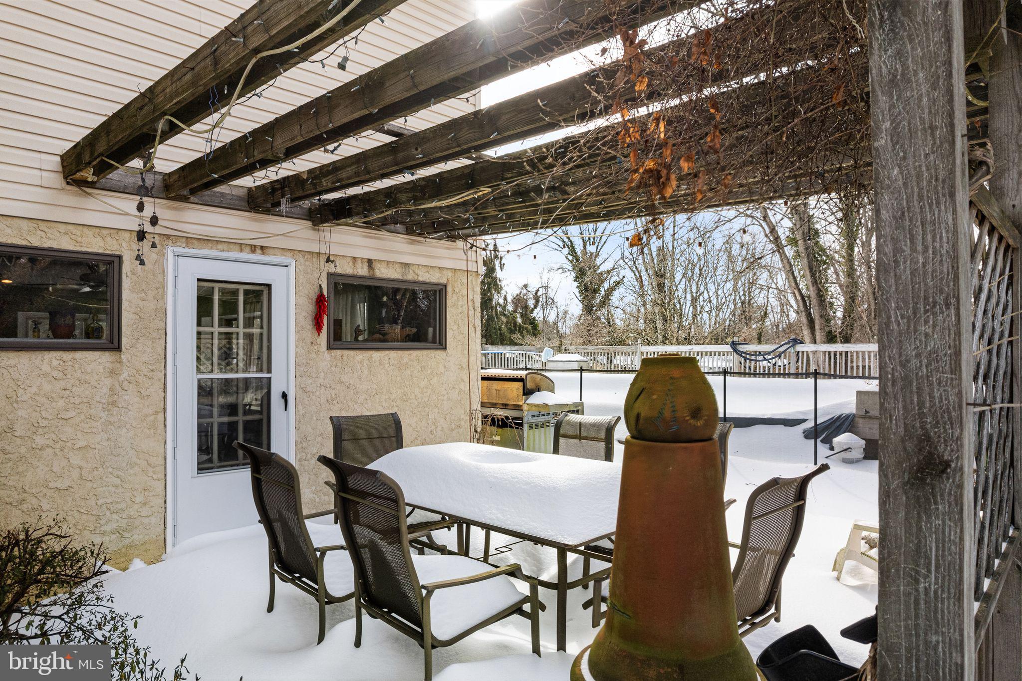 PEBBLE CREEK - Residential