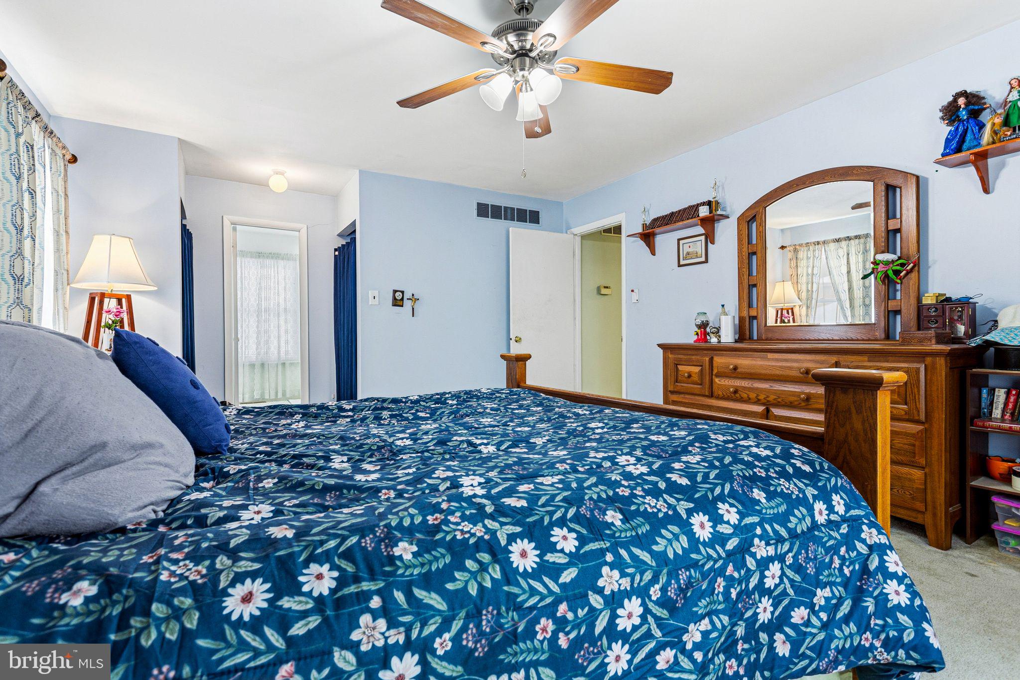 PEBBLE CREEK - Residential