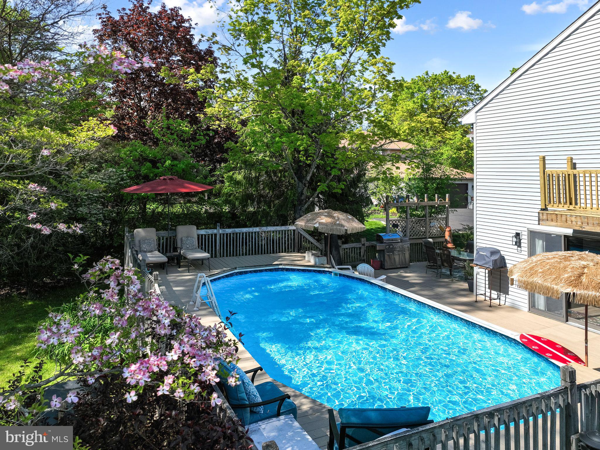 PEBBLE CREEK - Residential