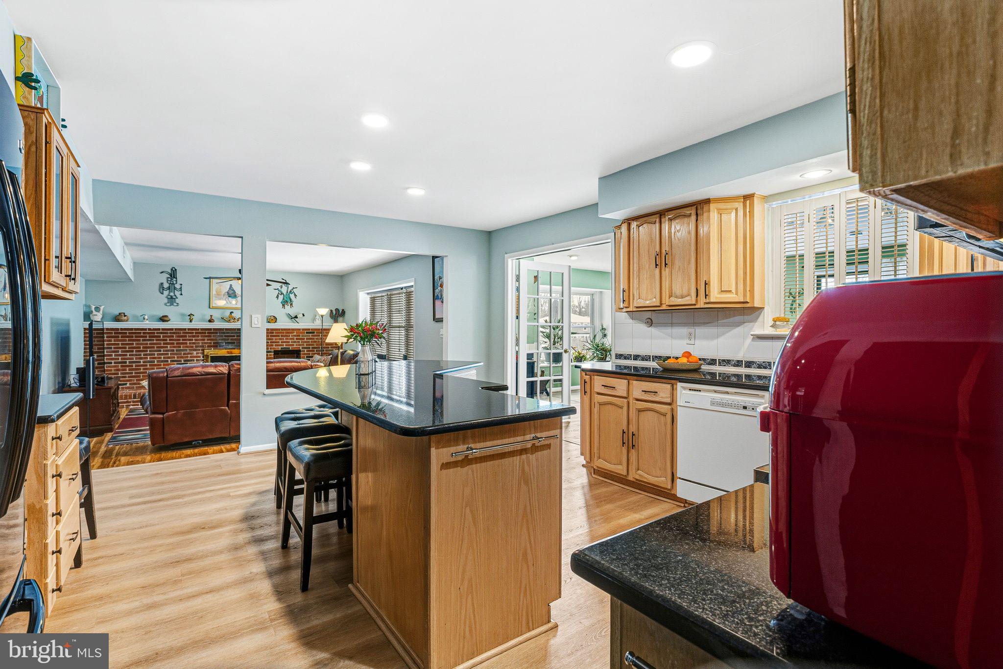 PEBBLE CREEK - Residential