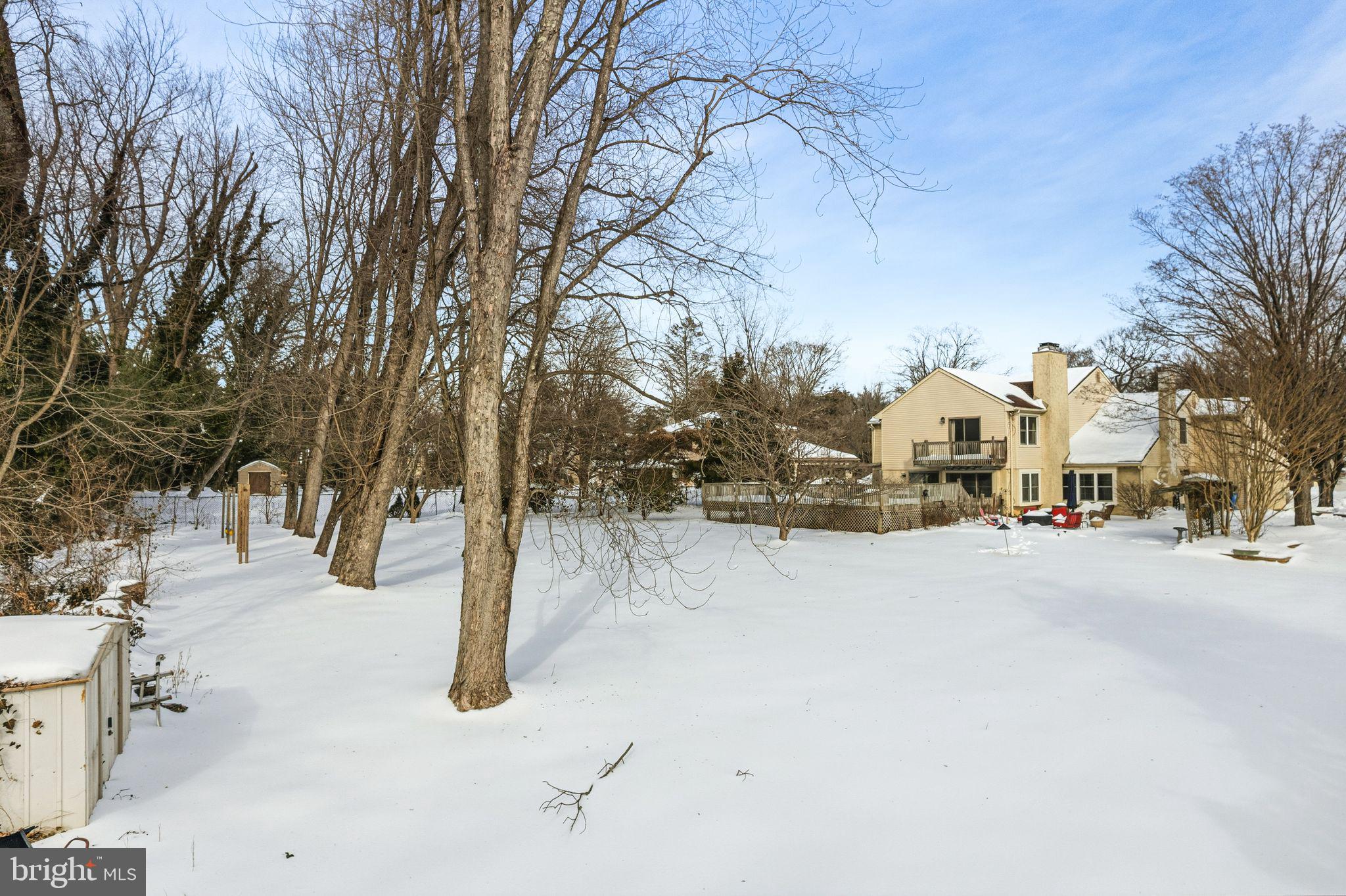 PEBBLE CREEK - Residential