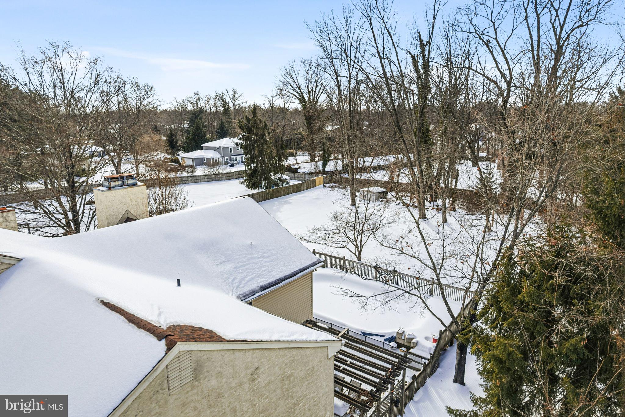 PEBBLE CREEK - Residential