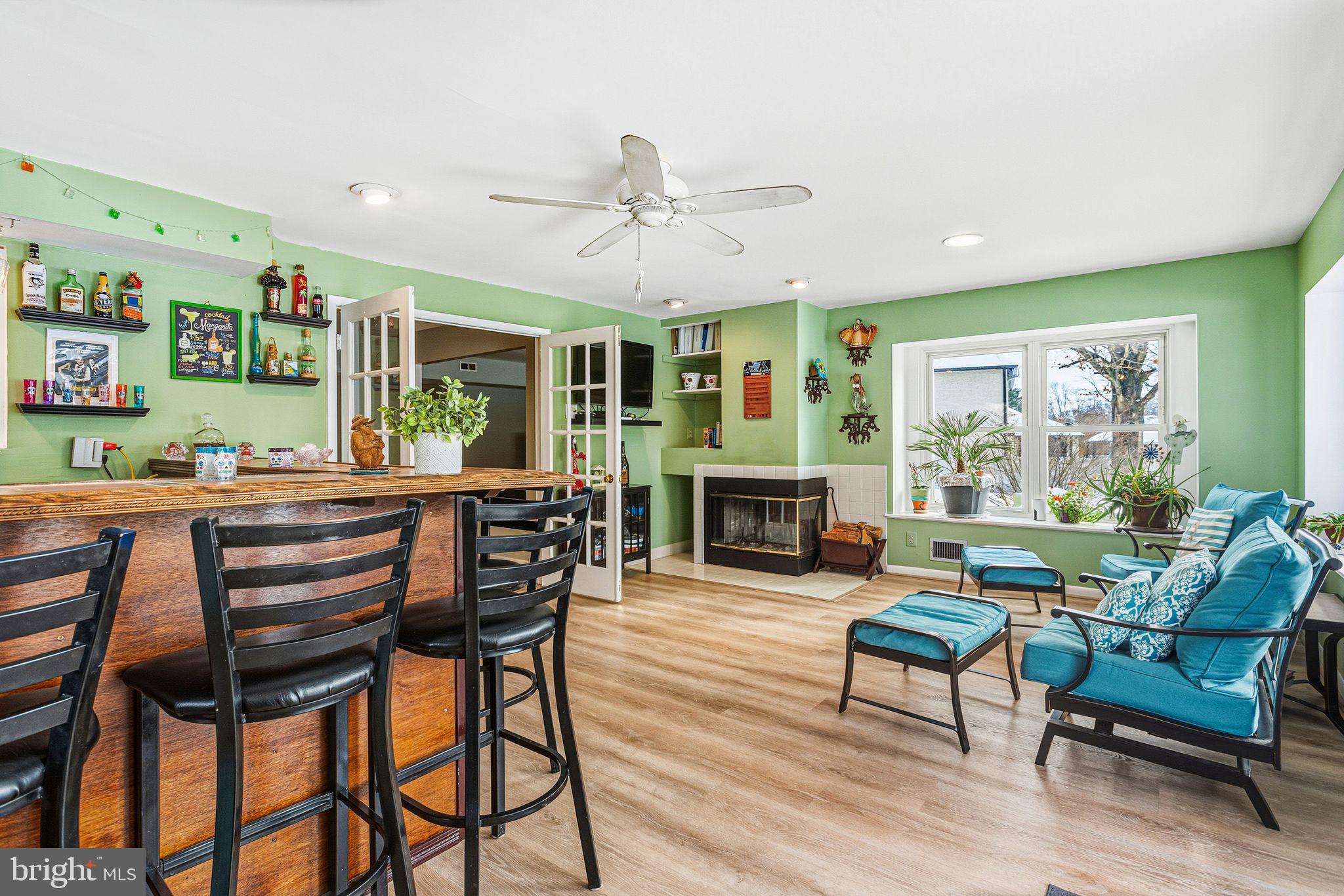 PEBBLE CREEK - Residential