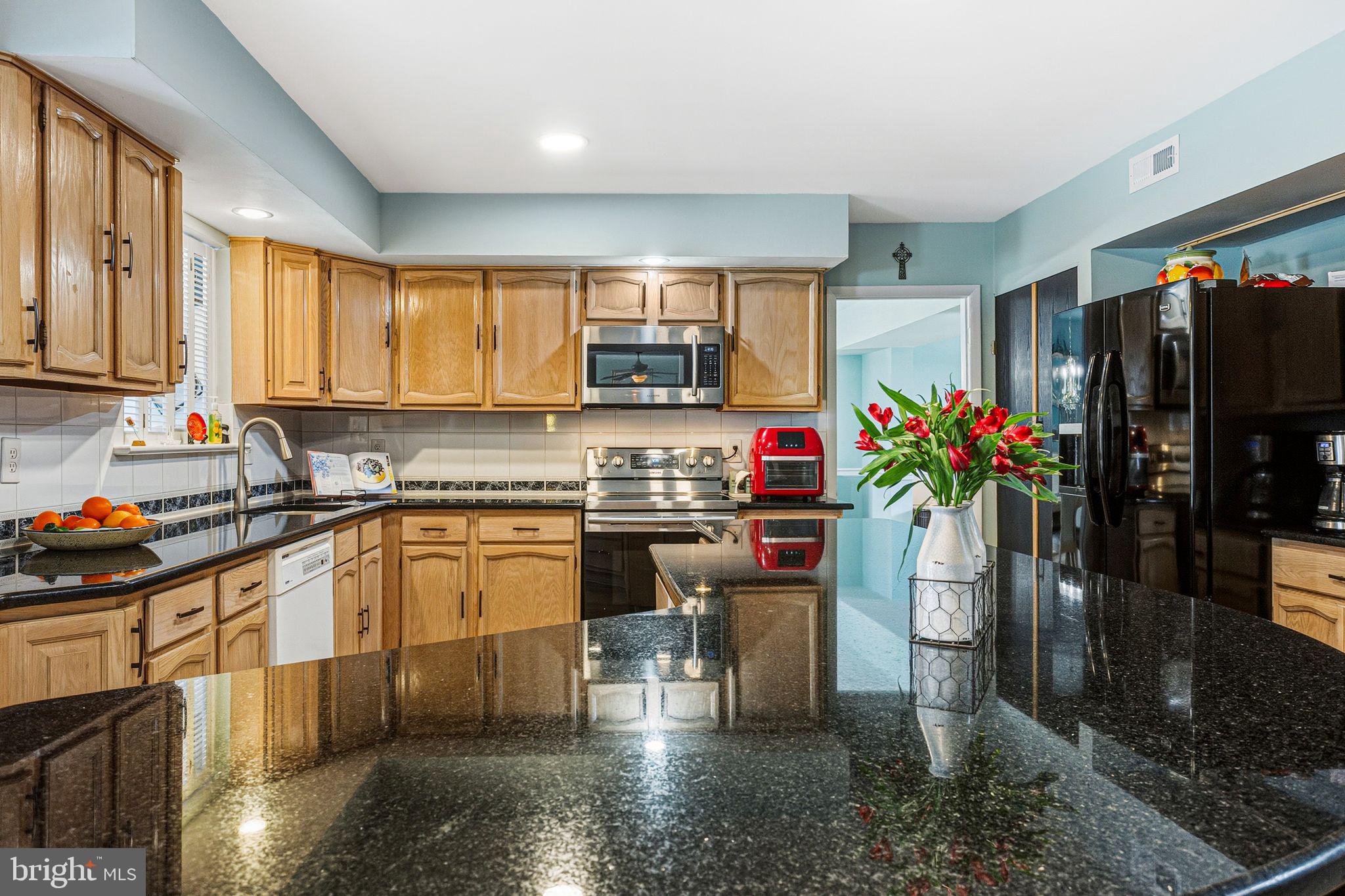 PEBBLE CREEK - Residential