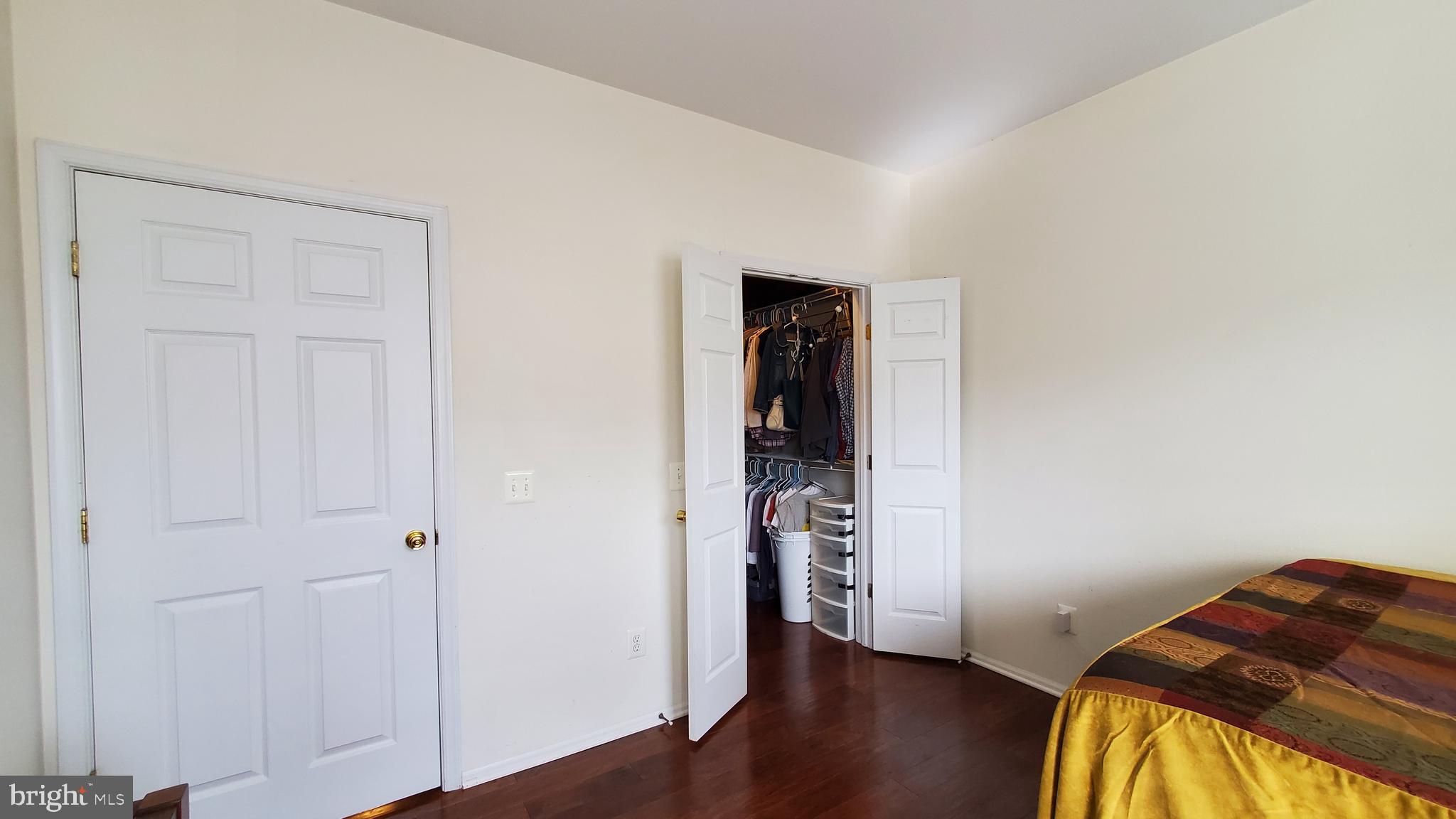 GATES OF MCLEAN - Residential Lease