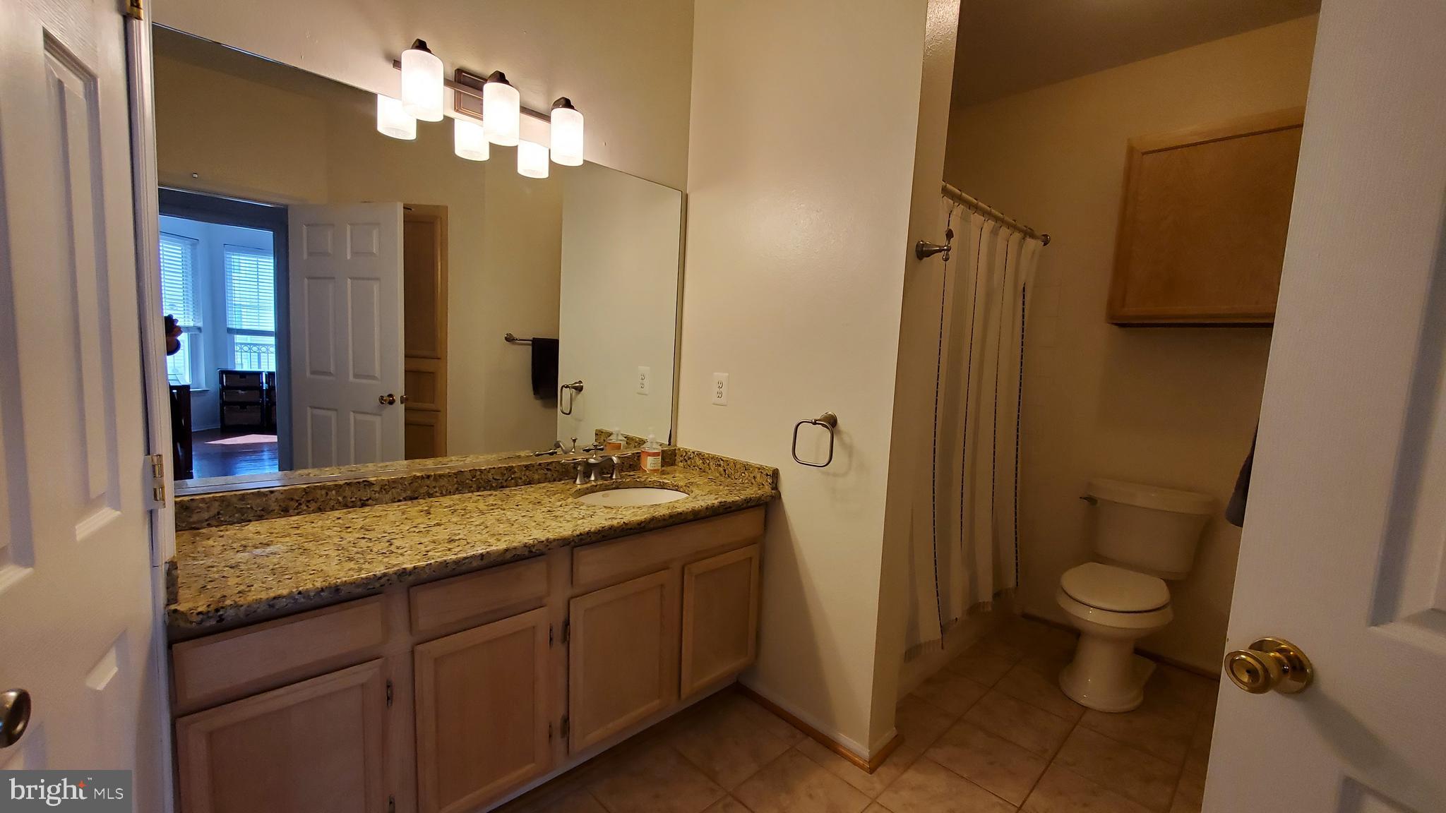 GATES OF MCLEAN - Residential Lease