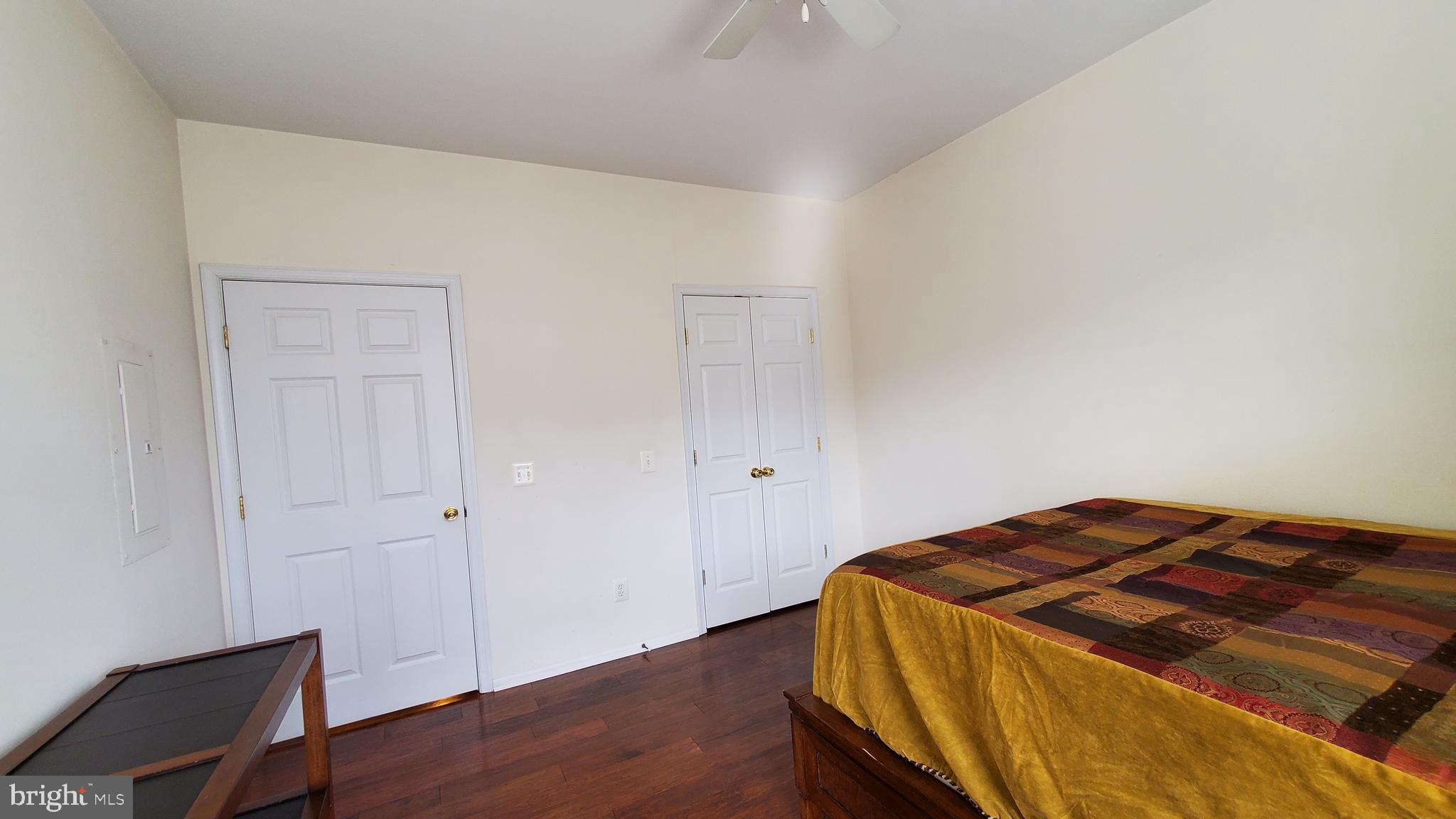 GATES OF MCLEAN - Residential Lease