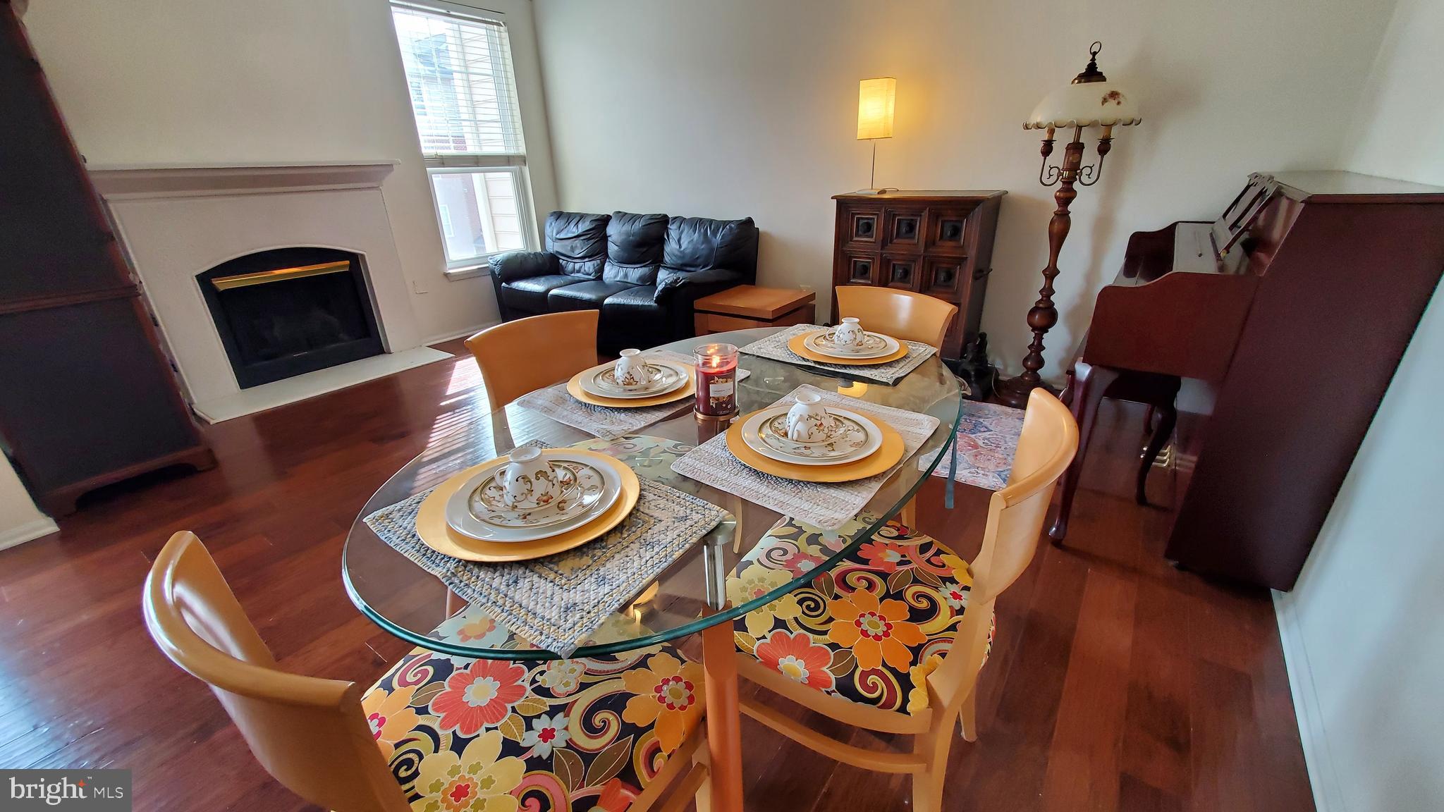 GATES OF MCLEAN - Residential Lease