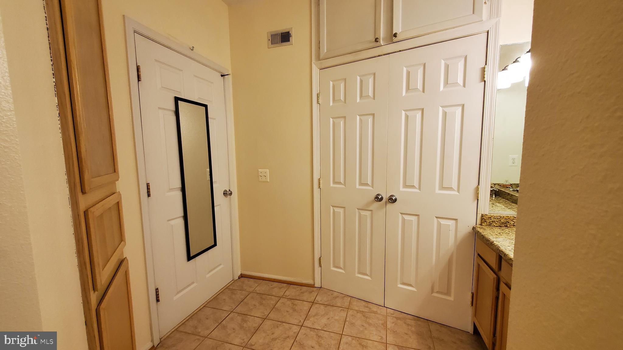 GATES OF MCLEAN - Residential Lease