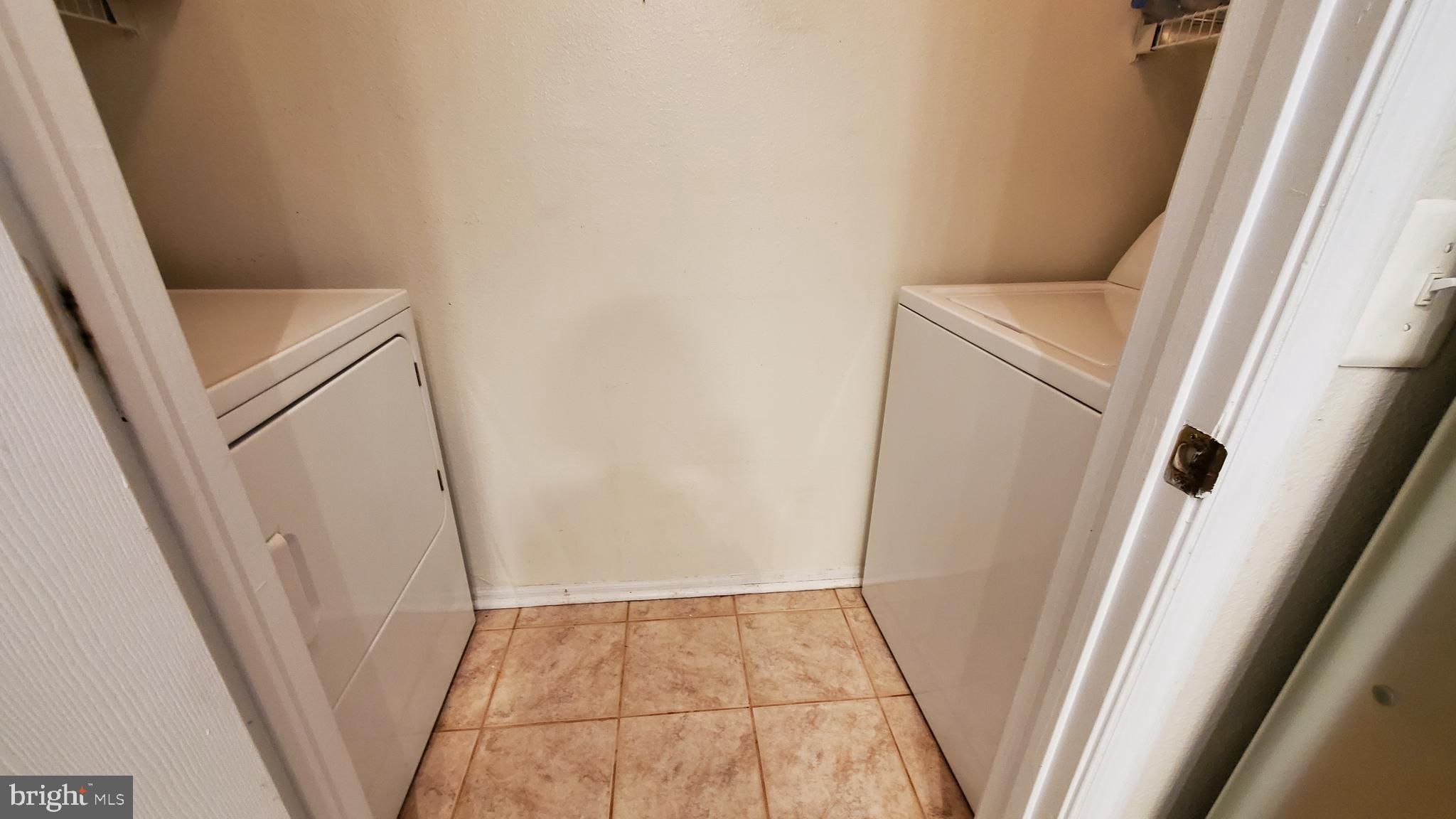 GATES OF MCLEAN - Residential Lease