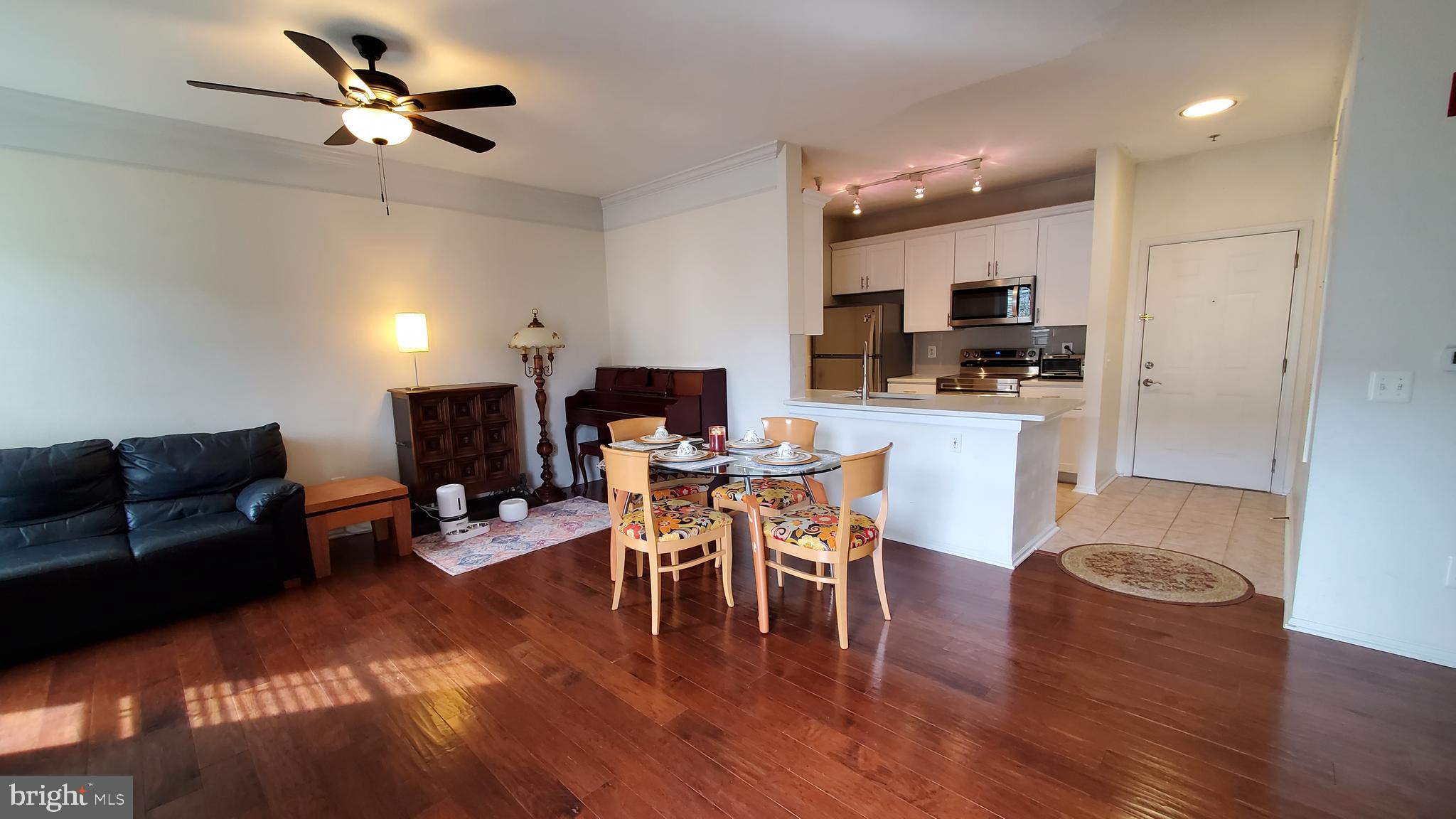 GATES OF MCLEAN - Residential Lease