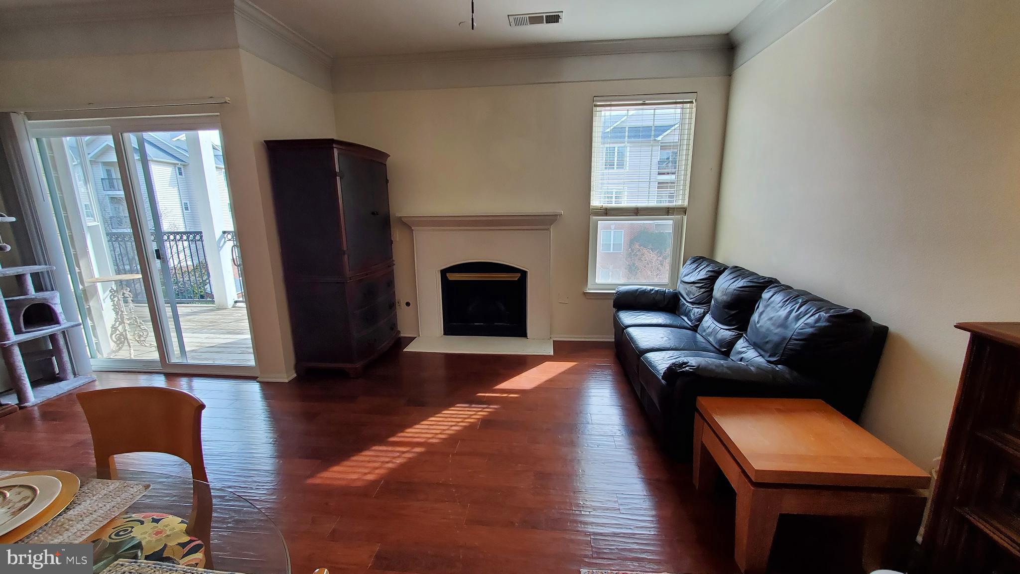 GATES OF MCLEAN - Residential Lease