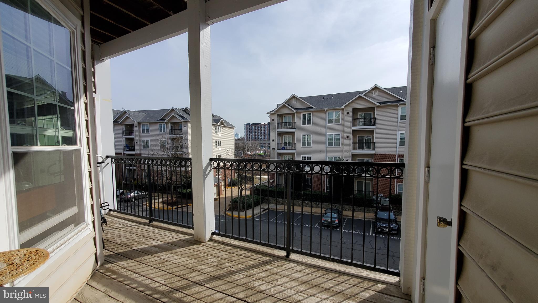 GATES OF MCLEAN - Residential Lease